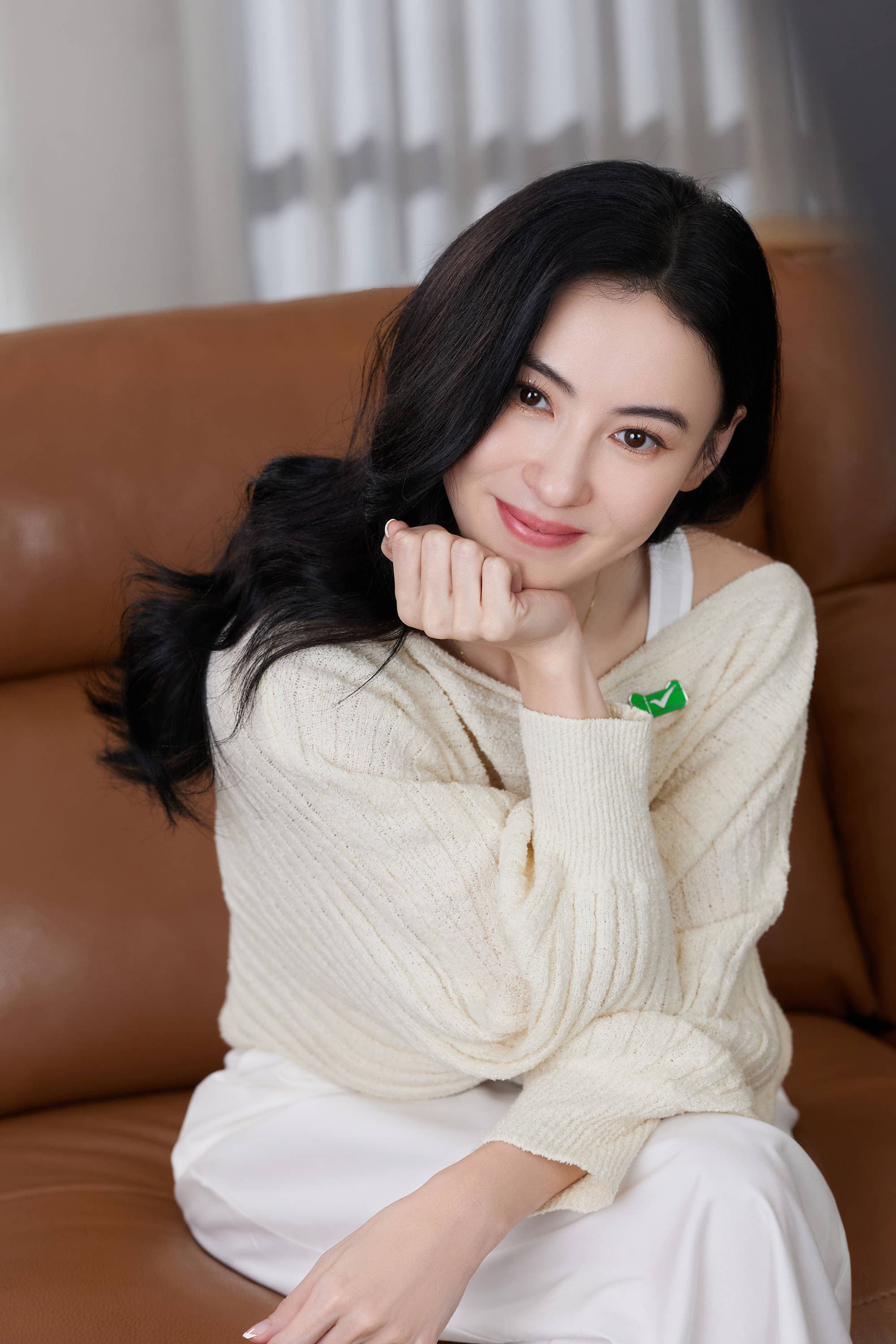 傳張栢芝因《乘風破浪的姐姐2》,成功令人氣再度急升今年收入破億元。(翻攝自張栢芝微博)