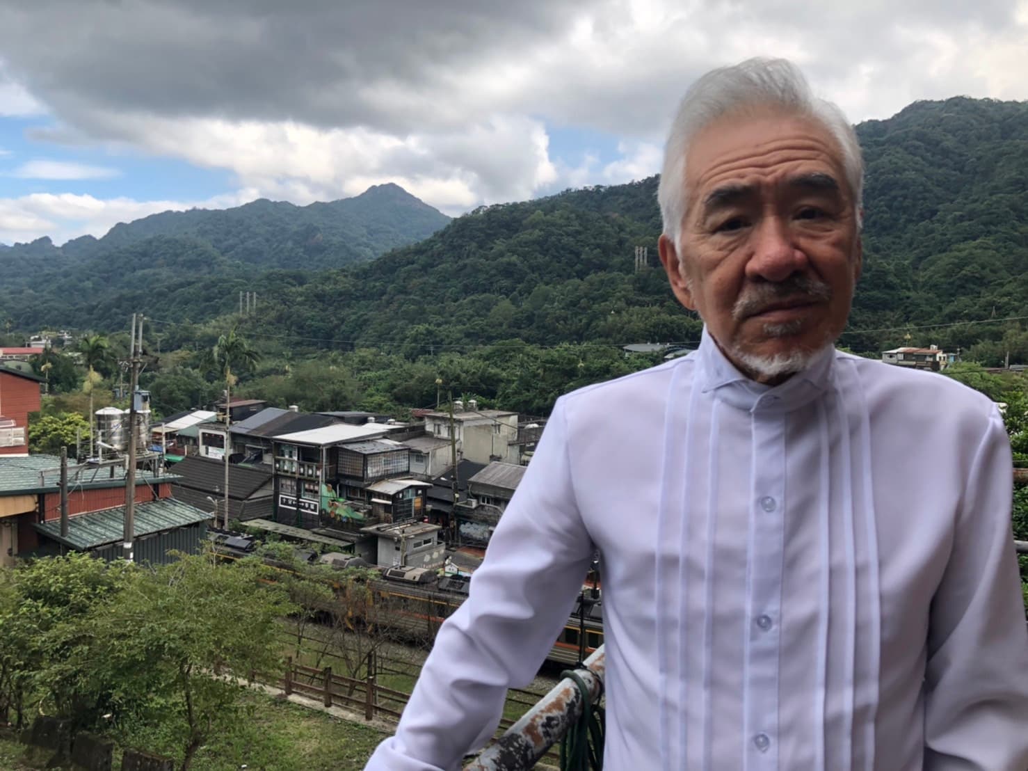 孫情去年初在中國大陸膽囊炎發作,住院30天,花了40萬元住院治療。(瑞奇娛樂提供)