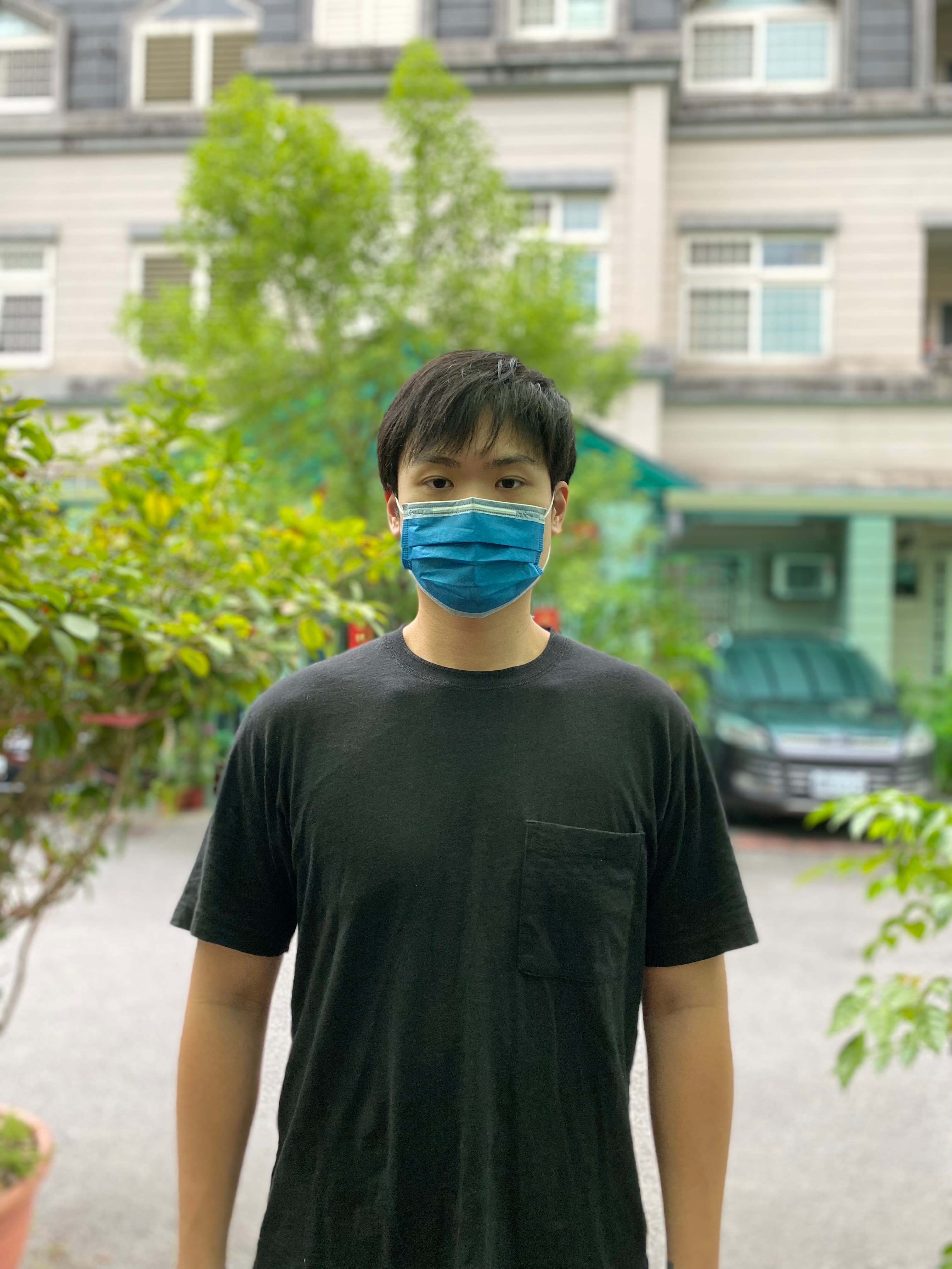 疫情時在宜蘭朋友家。待過兩岸三地,楊鐵銘認為文化隔閡沒想像中大。(楊鐵銘提供)