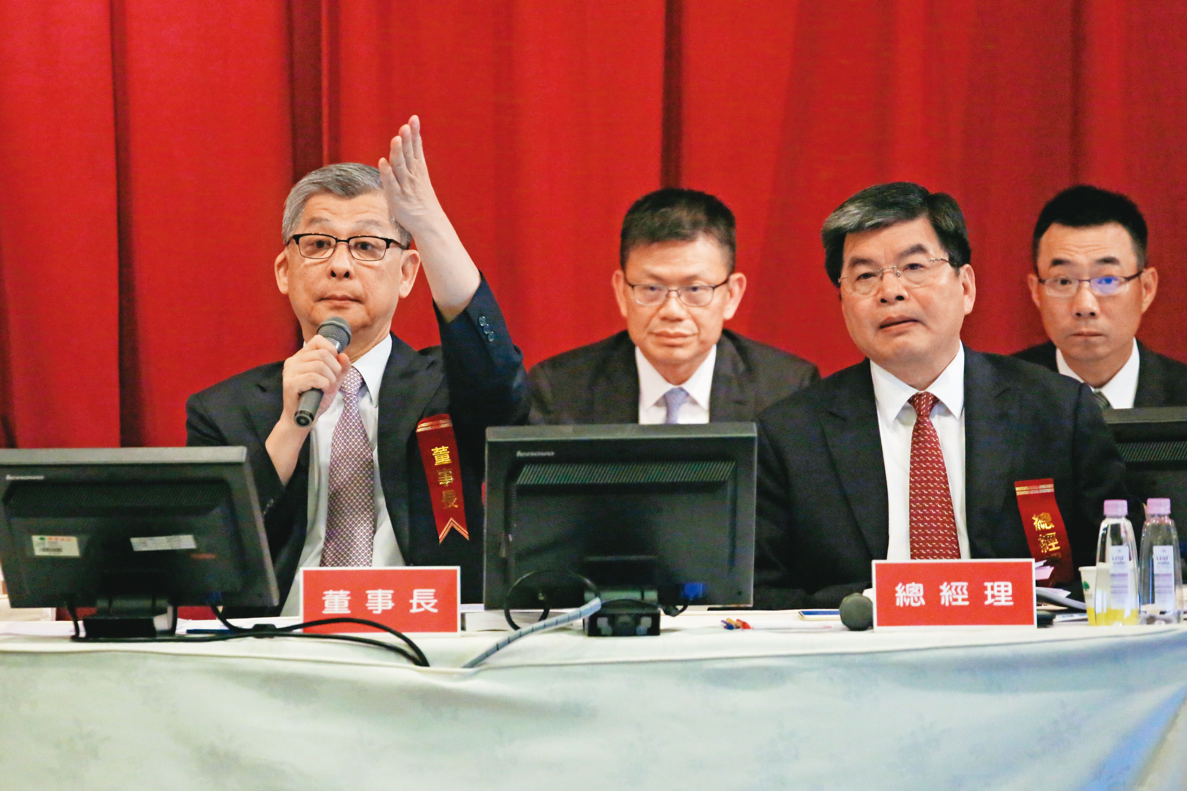 蔡宏圖重用專業經理人,金控總經理李長庚是他的愛將。