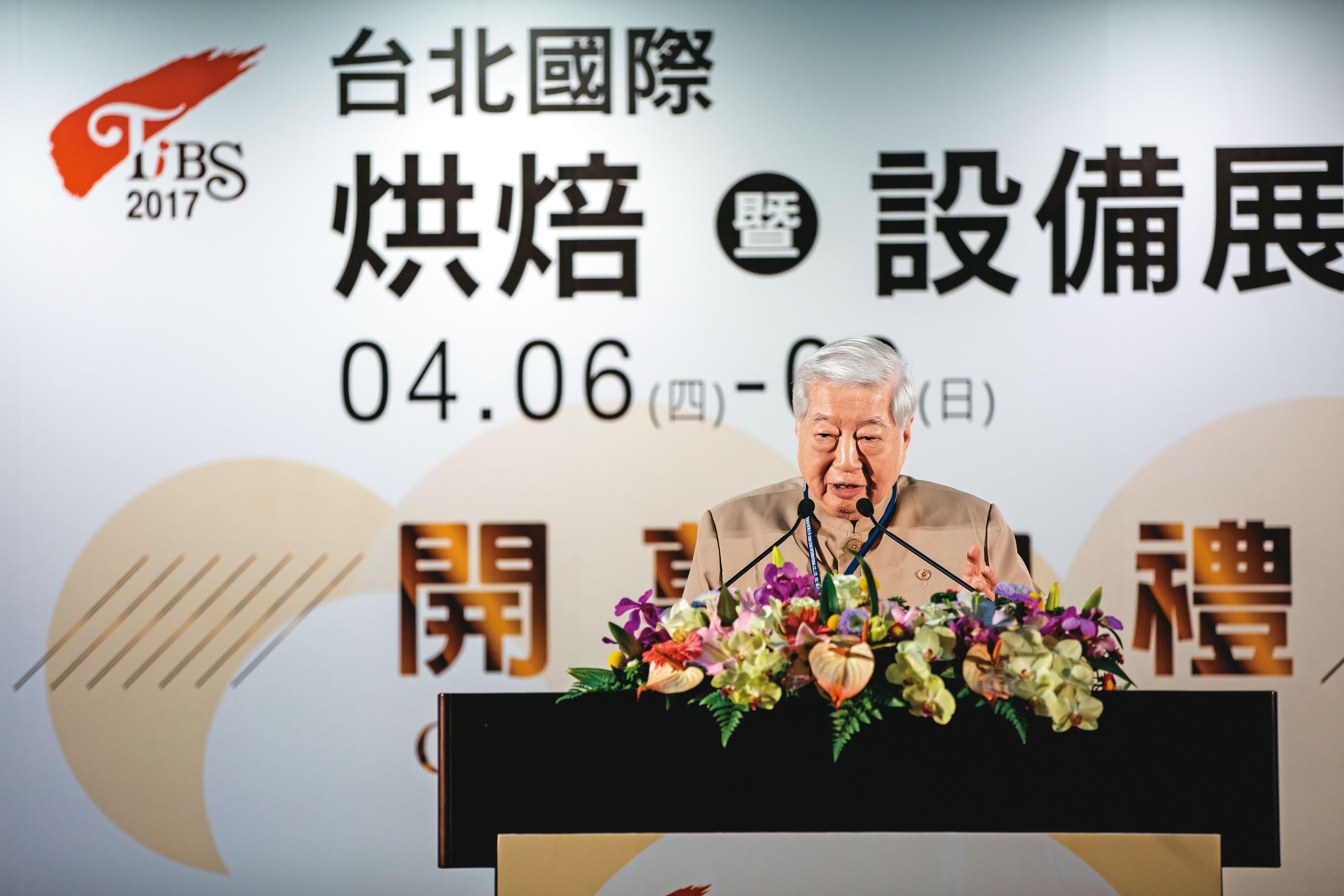 在陳飛龍帶領下,南僑除了推出洗劑產品,也發展烘焙油脂、冷凍麵團、冰品等事業。