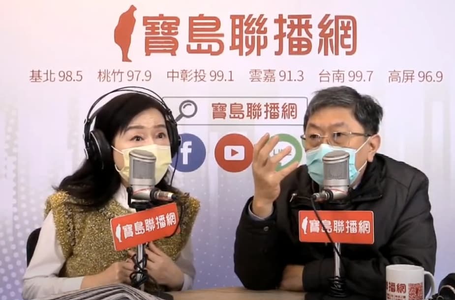 李秉穎受訪時直指,尚未打疫苗的成年人是與病毒共存的重要問題之一。(翻攝自寶島聯播網YouTube)