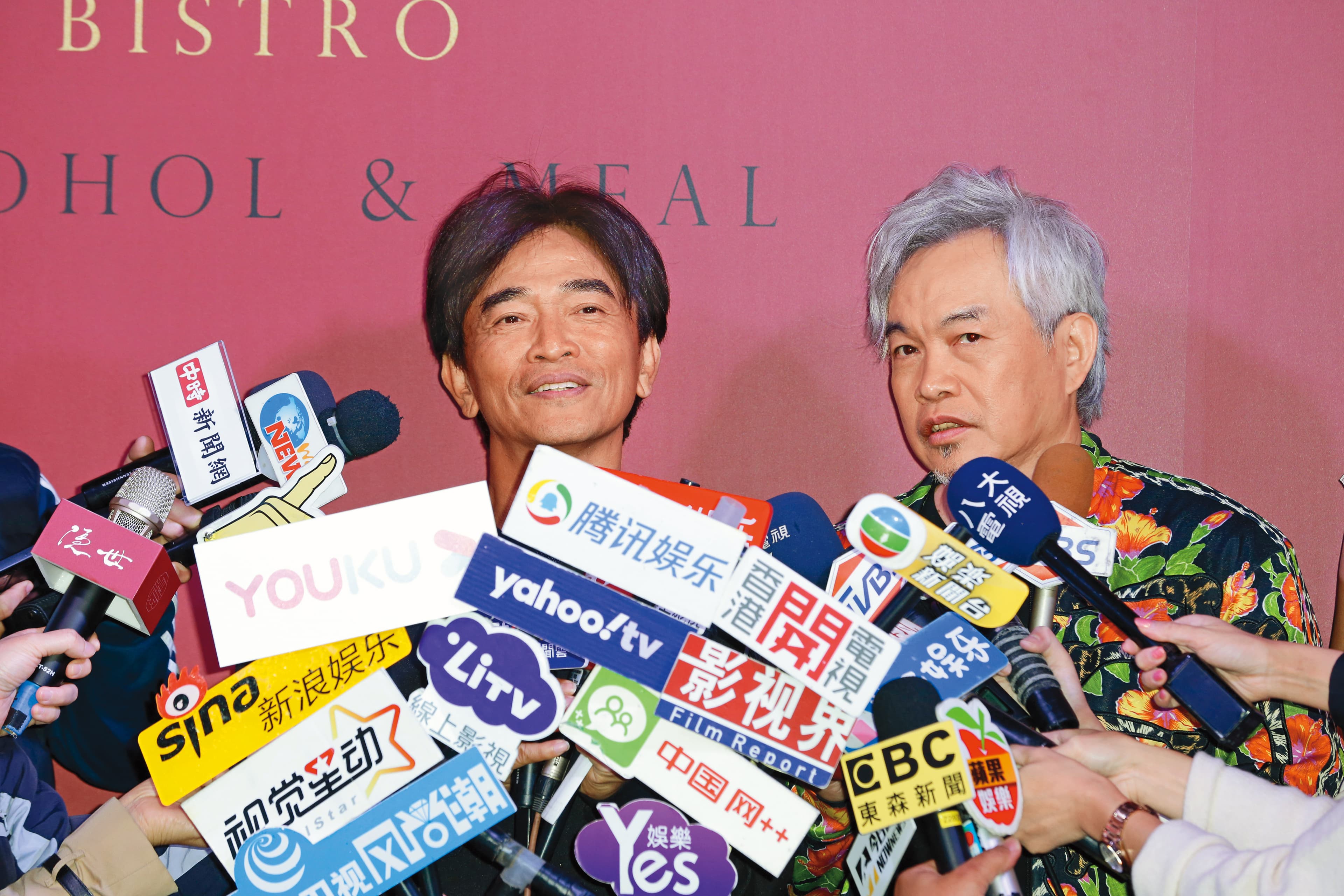 康康(右)當年與吳宗憲一起主持《Jacky Show》,領到酬勞就拿去買了人生第一間房。
