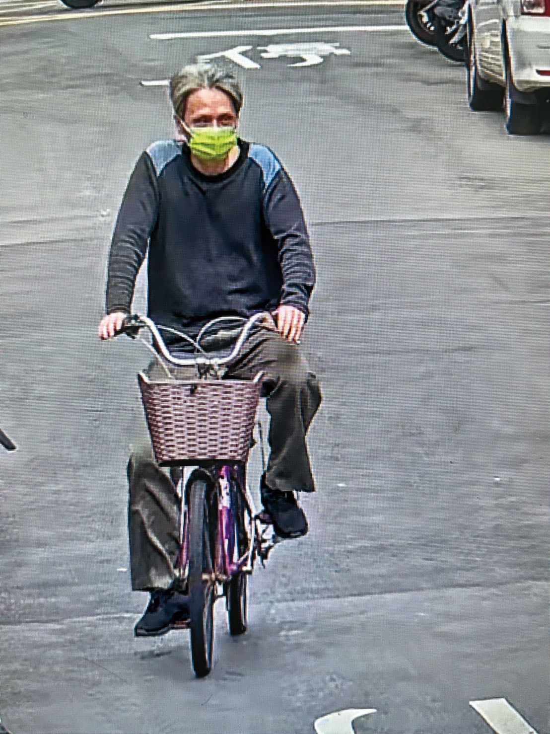 通緝犯涂明朗為躲避查緝,都以單車代步,從不開車或騎機車。(翻攝畫面)