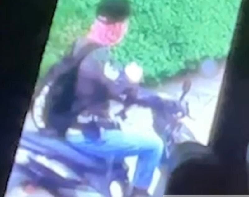 警方懷疑熟人所為,也公布嫌犯逃逸時的影像。(資料畫面)