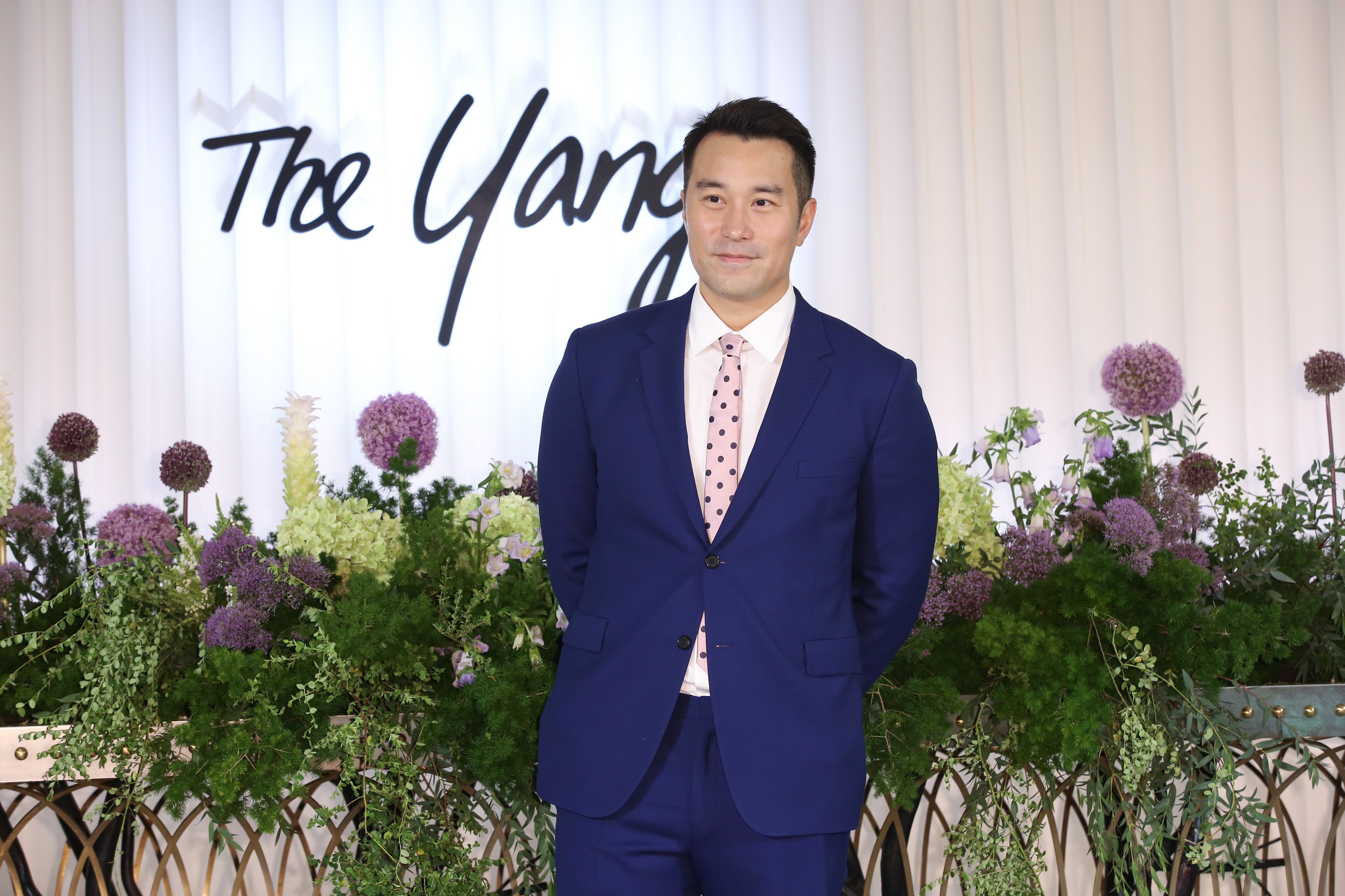 張孝全不僅沒有要幫好哥兒們楊祐寧擋酒,還打算灌他酒慶祝他大婚。