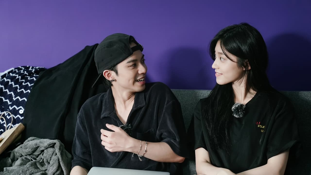 黃號很喜歡黏著朵莉,但女生一多他就離開,朵莉也覺得他很會照顧人。(三立提供)
