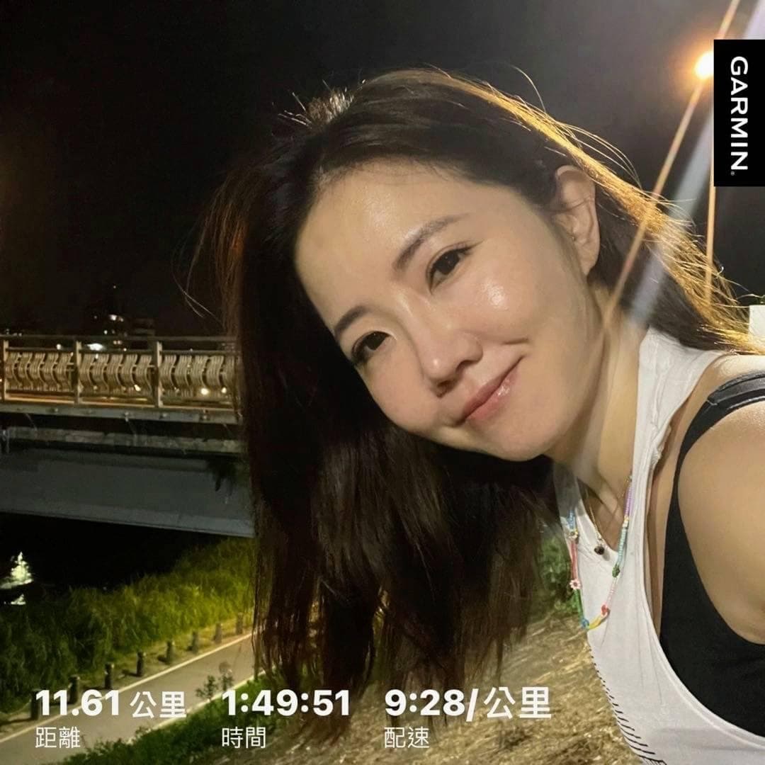 謝忻日前宣告挑戰全馬,為了比賽積極練習準備。(翻攝自謝忻臉書)