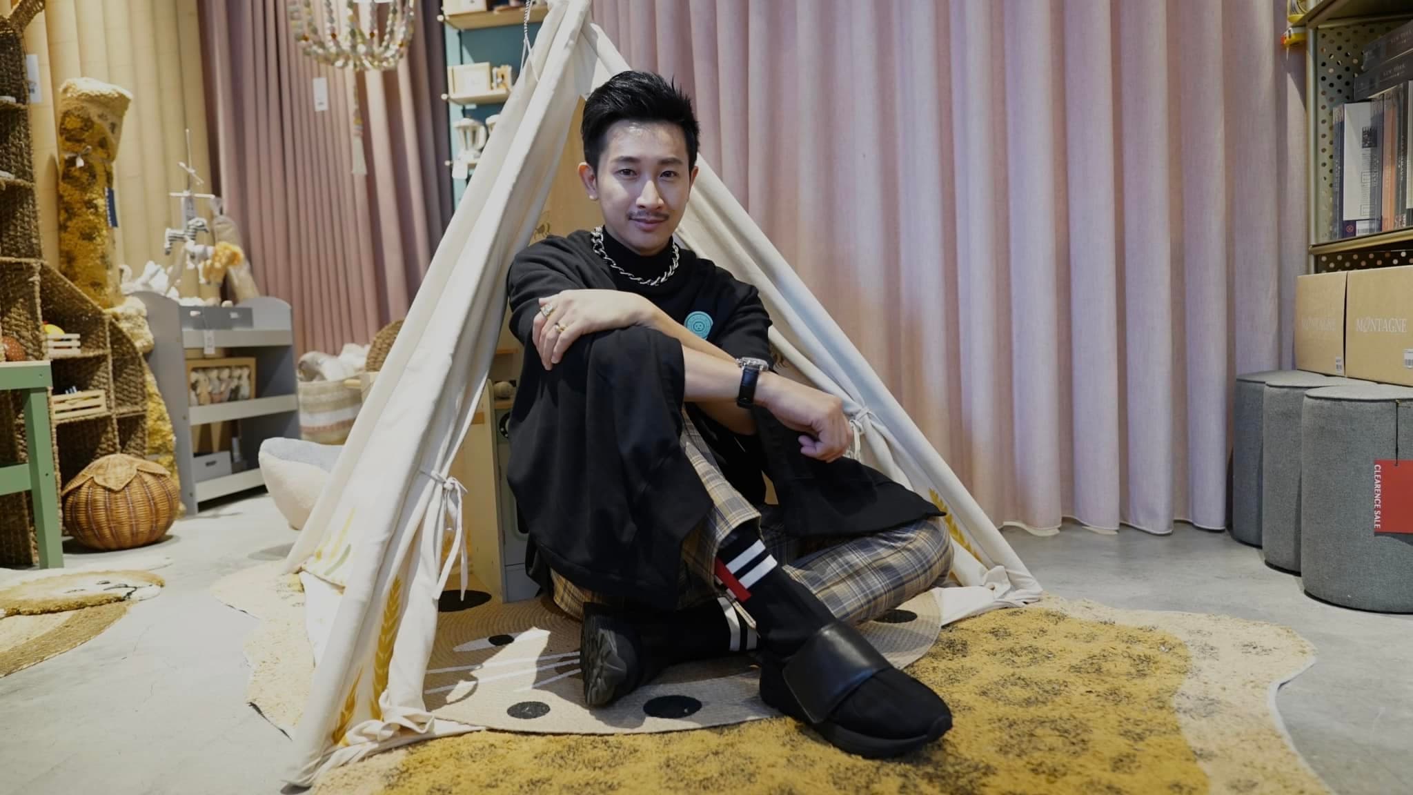 Darren首次擔任廣告導演。(固樂斯智能家居提供)