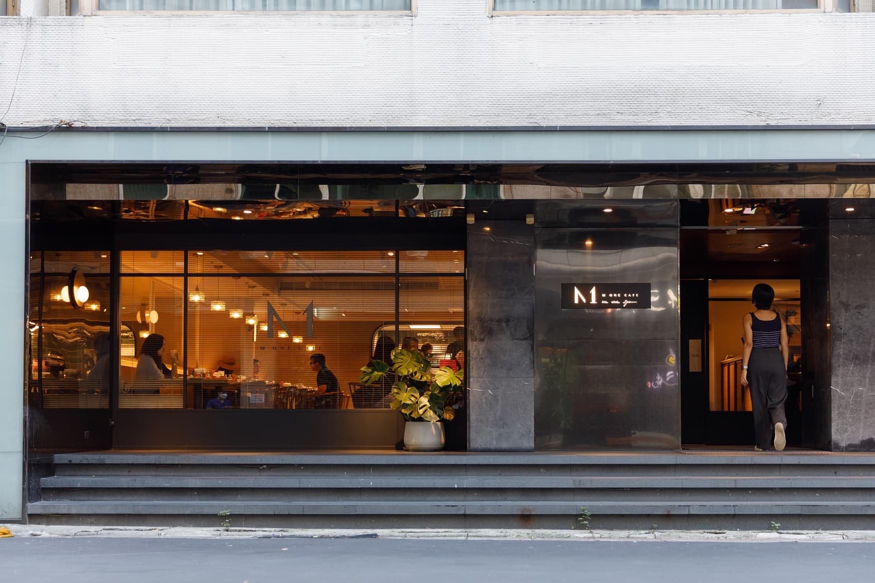 邁入第11年的M One Cafe大安店去年重新裝潢後更明亮舒適。