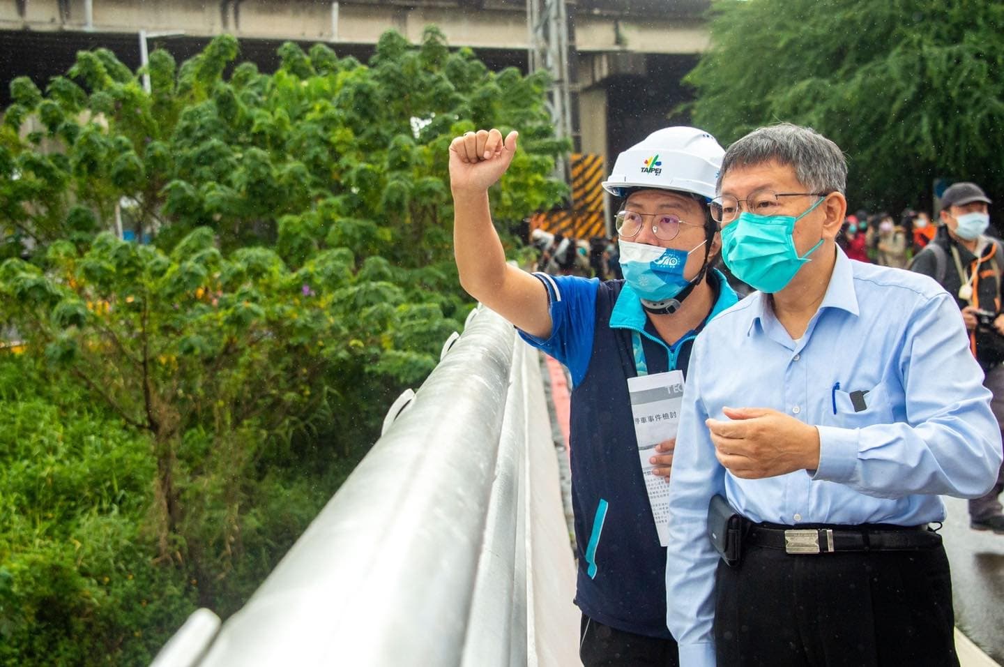 柯文哲直言,「政府盡到通知責任,國民也要對自己行為負責!」(翻攝自柯文哲臉書)