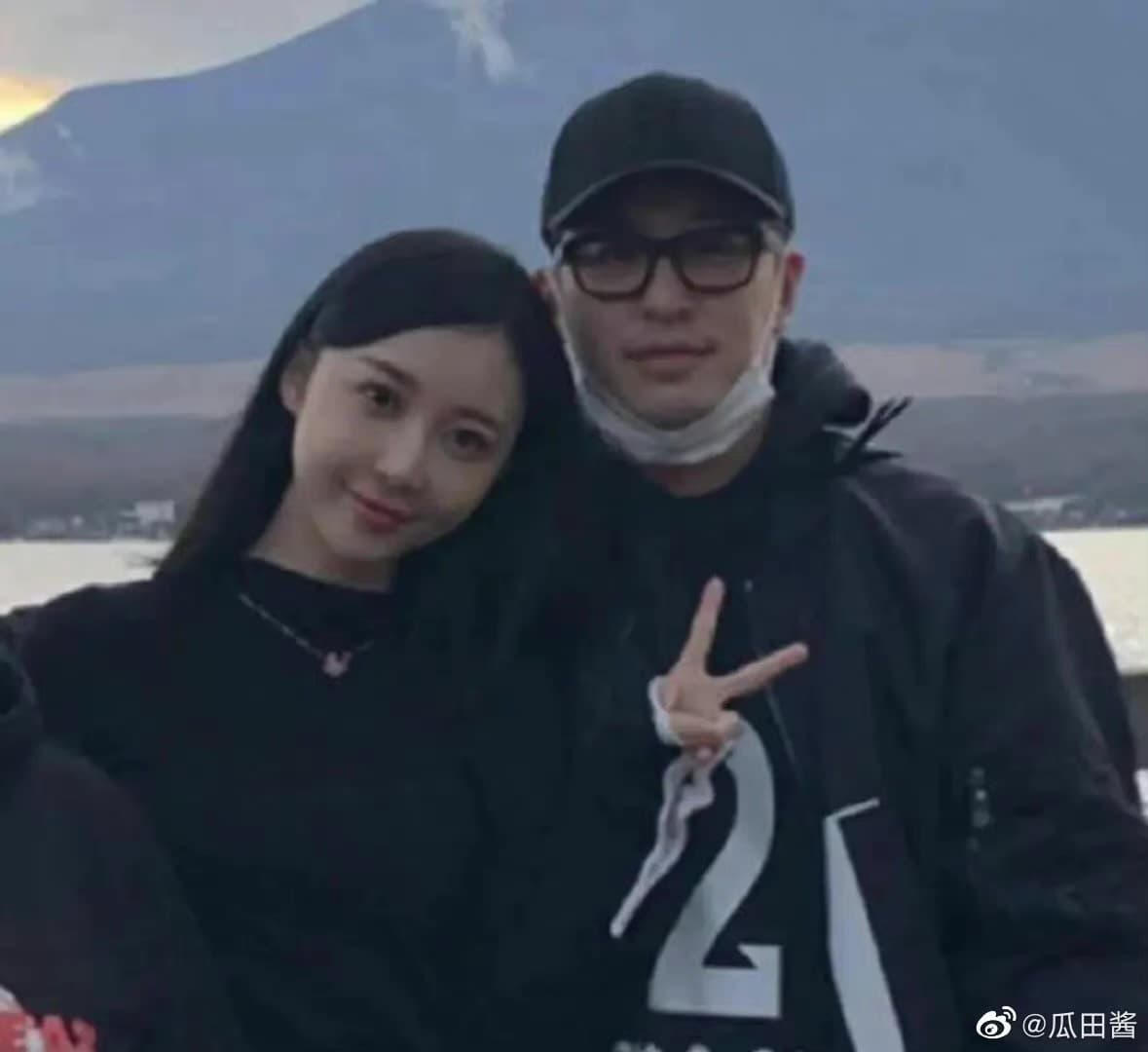 潘瑋柏娶回「中國最美空姐」之稱的Luna(宣云)。(翻攝自潘瑋柏微博)
