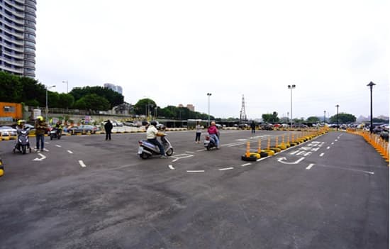 永和機車練習場提供民眾便利的機車練習空間。(新北市政府高灘地工程管理處提供)