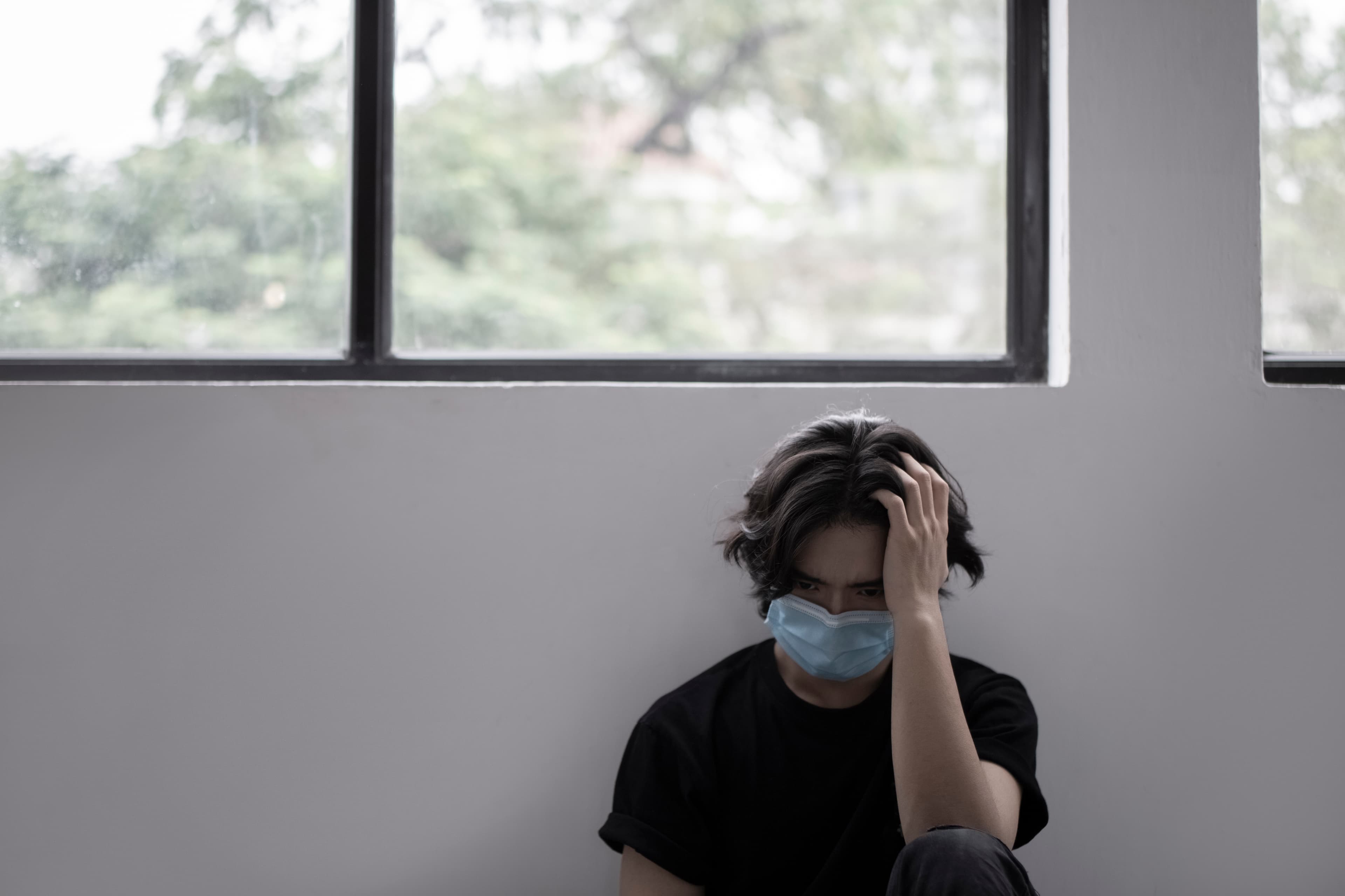 男網友近期飛韓國進行脊椎增高訓練,花了39萬元。(示意圖,xframe)