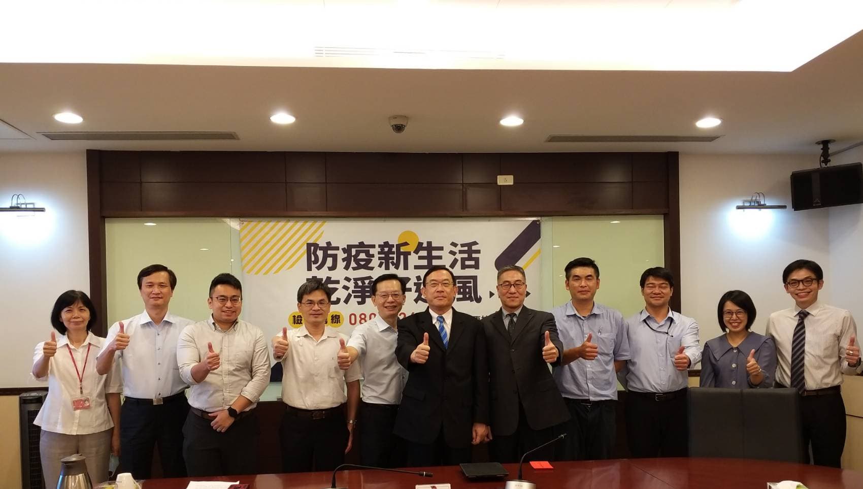 邢泰釗鼓勵新竹地檢署查賄再接再勵。 (最高檢提供)