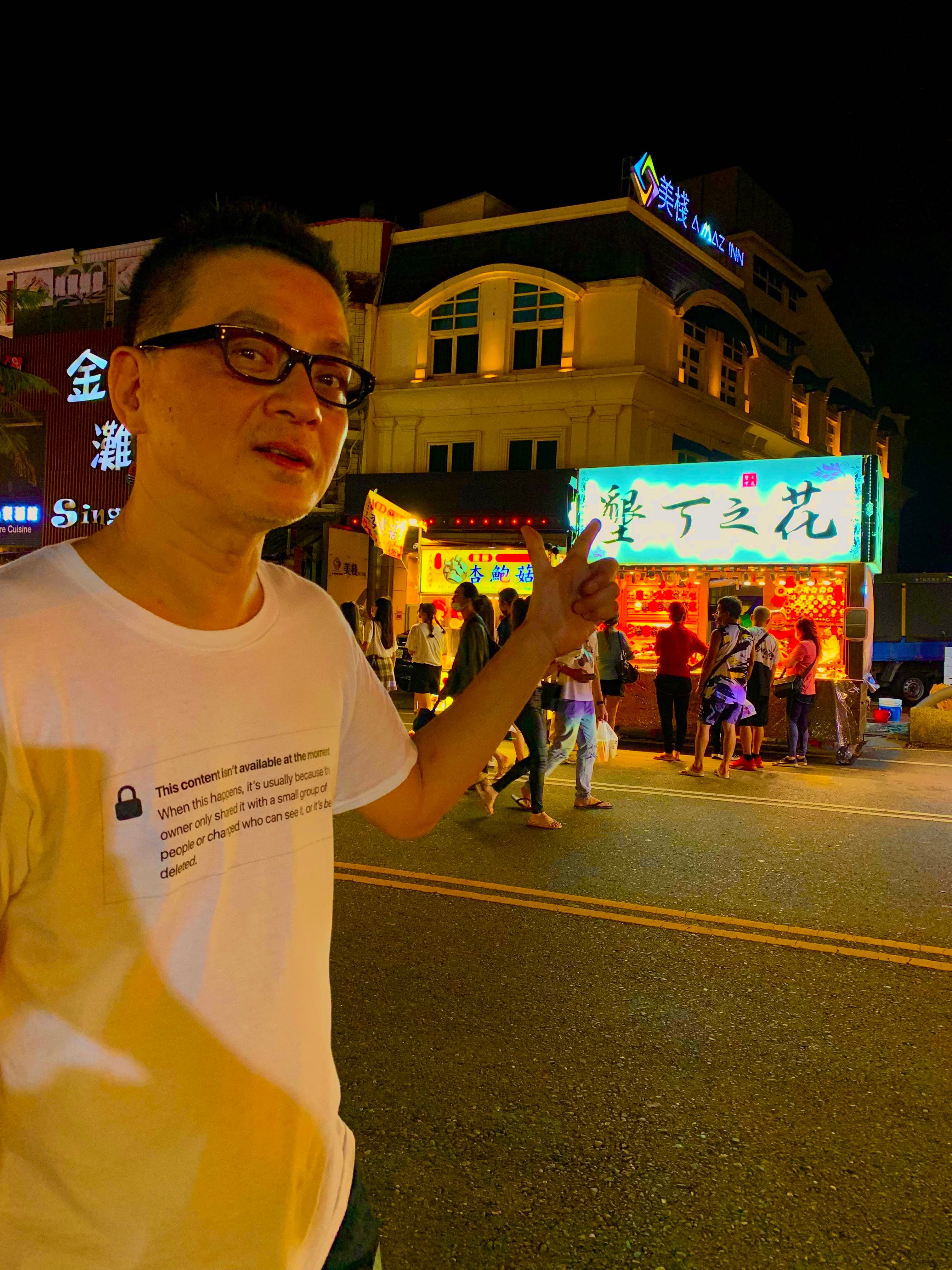 來台Long Stay趴趴走,黃耀明搭遍台灣大眾運輸工具,也自行搭客運南下墾丁玩耍。( 人山人海 提供)