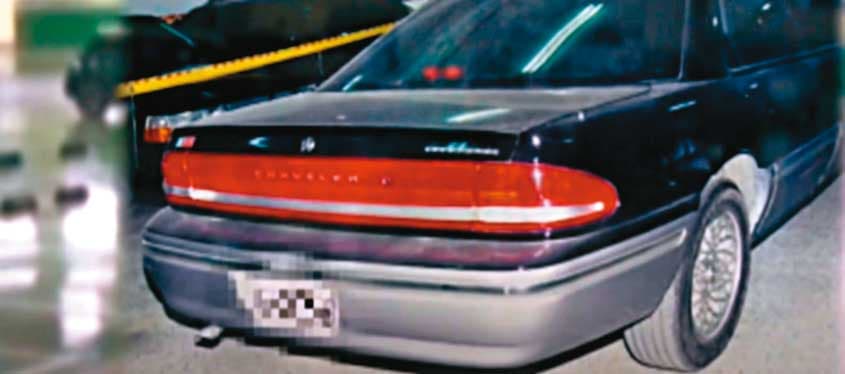 警方在凶手租的轎車(圖)上發現1張當票,成為破案關鍵。(東森新聞提供)