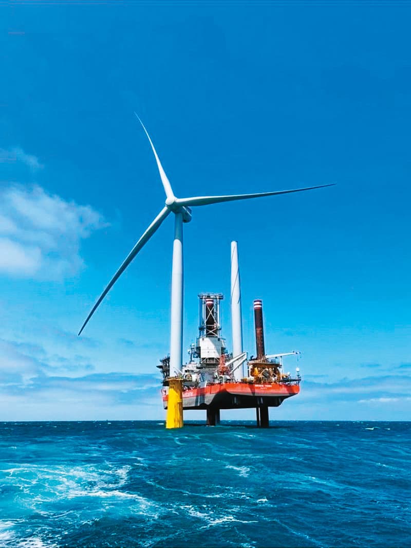 達德公司投入大筆經費在雲林設置離岸風力發電場,遇層層阻礙,有人擔心安全出問題,高層曾表明以後不在雲林做案子。(翻攝潘正綱臉書)