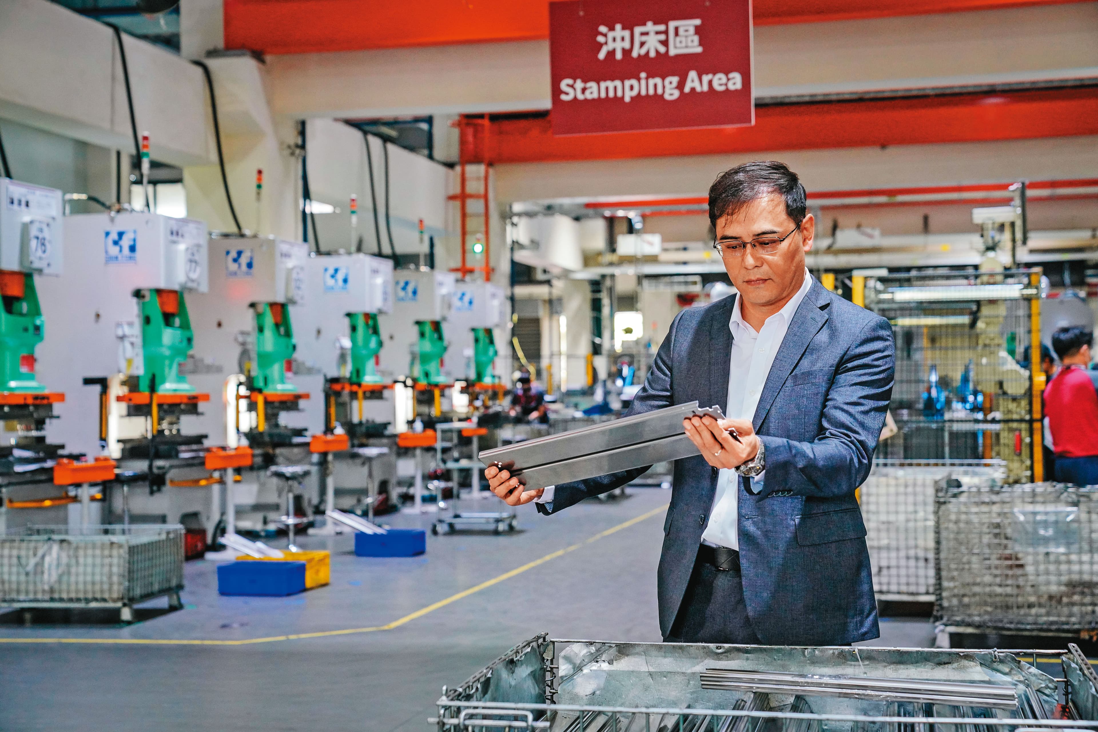 6年前蓋好的雲科廠導入智慧化管理,所有製程、料件都會紀錄在雲端。