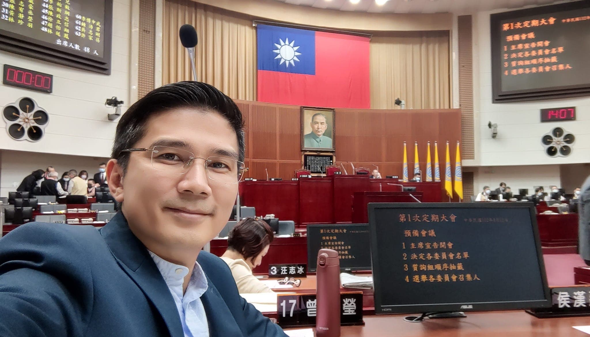 5億高中生案,曾獻瑩(圖)曾脫口說出「同婚也是謀財害命的好管道」,黃捷認為根本亂貼同志標籤。(翻攝自曾獻瑩臉書)