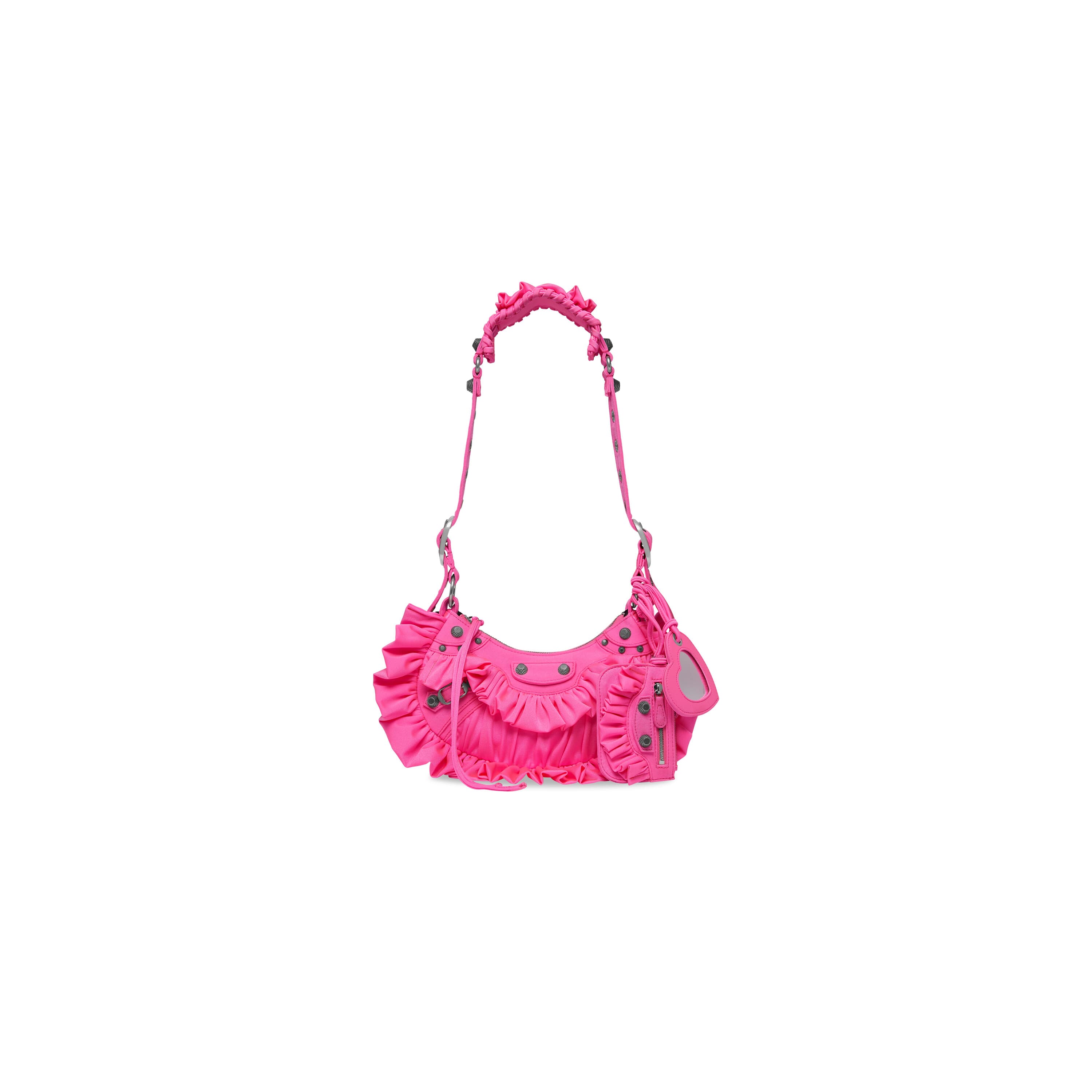 荷葉邊裝飾Le Cagole包。NT$77,500(BALENCIAGA提供)