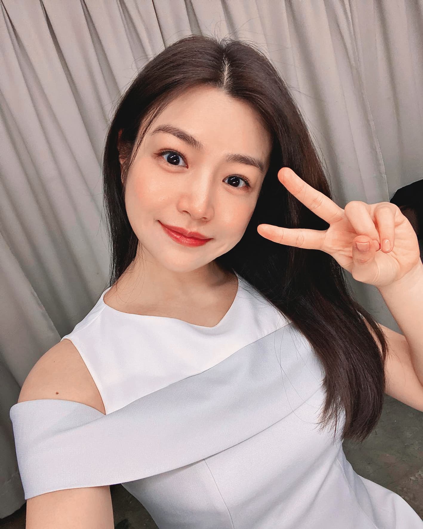 陳妍希7年前與陳曉結婚,同年底生下兒子「小星星」,近年都以育兒為重心。(翻攝自陳妍希臉書)