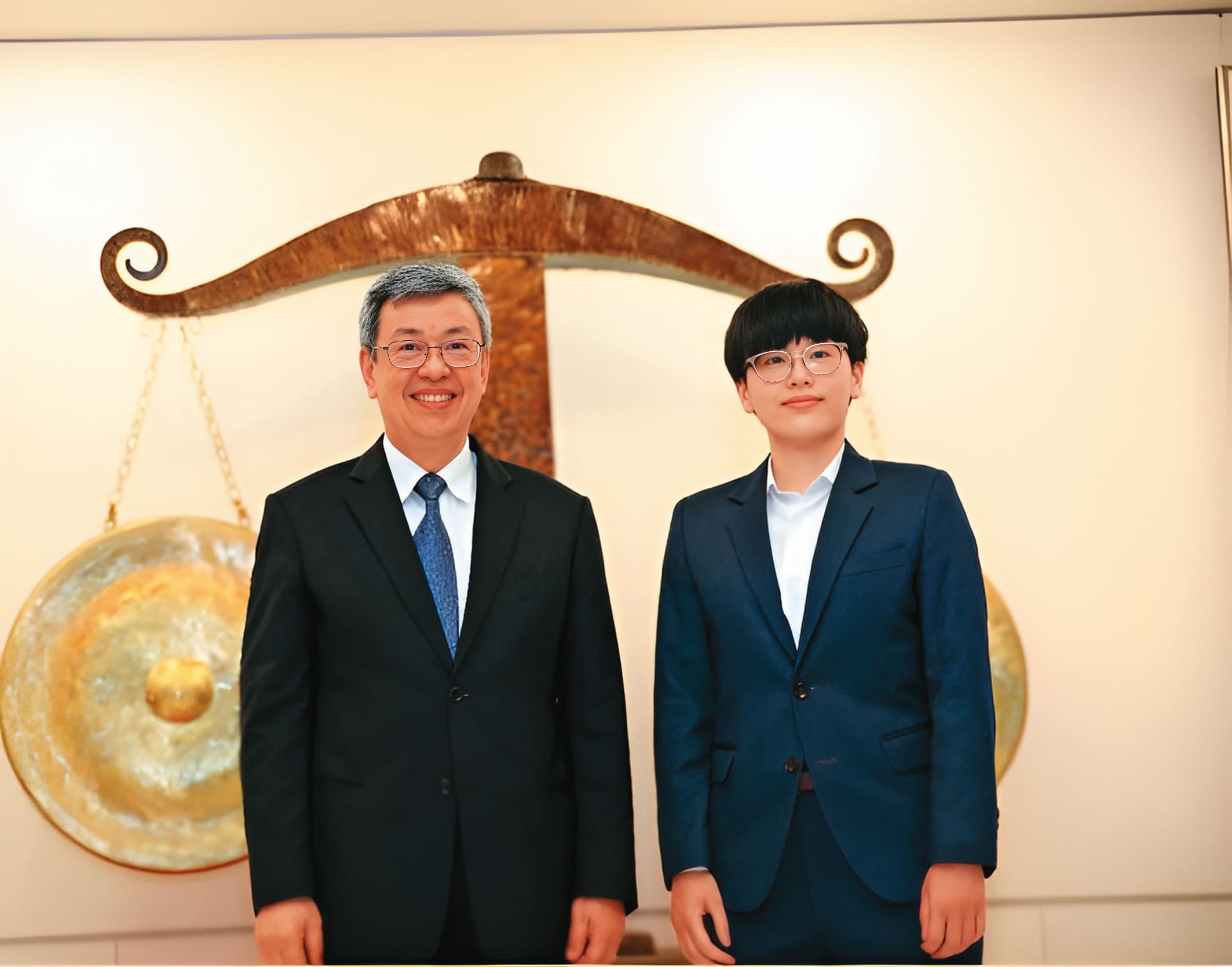 承辦此案的檢察官江玟萱(圖)打詐有功,獲行政院長陳建仁當面慰勉。(士林地檢署提供)