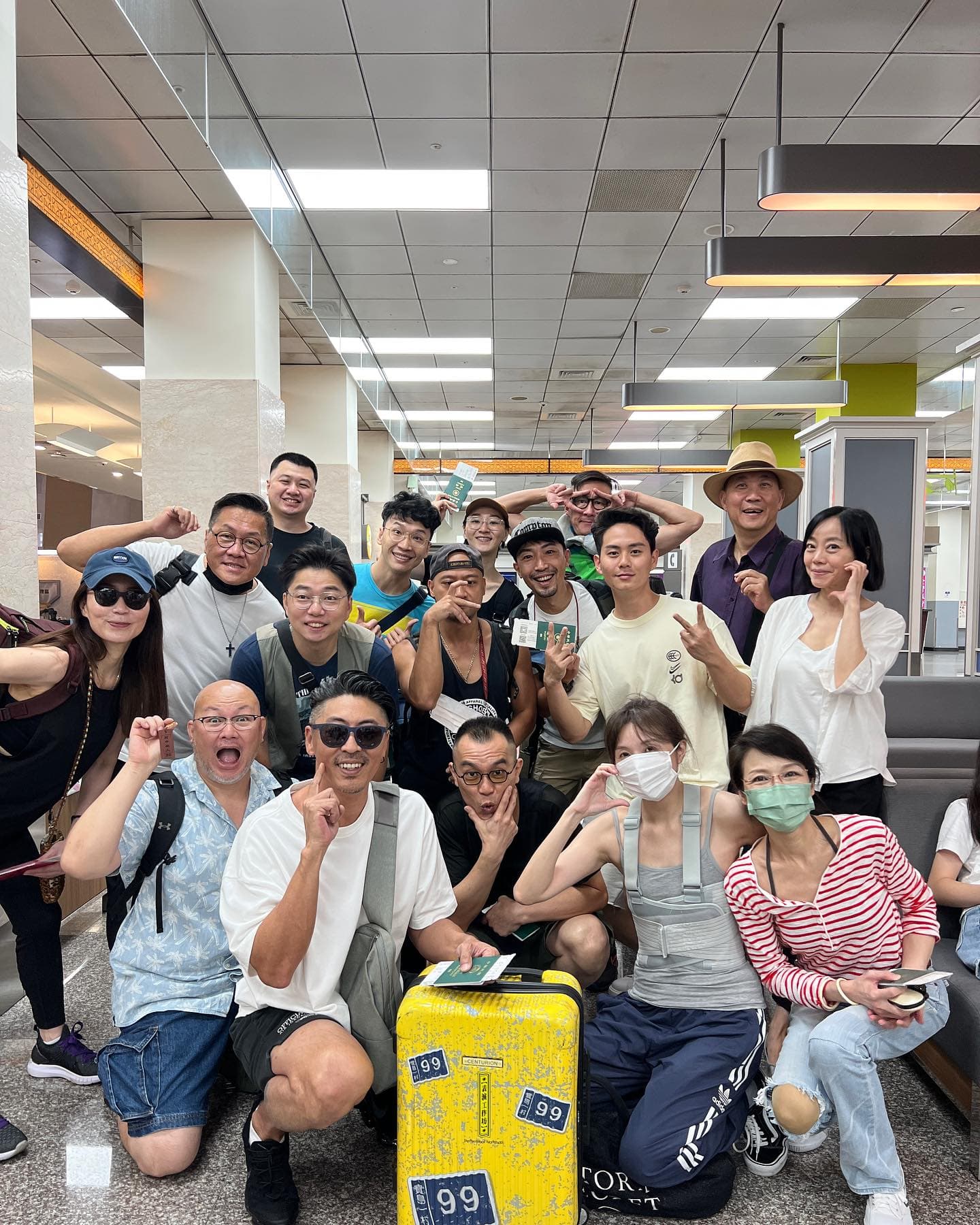 范瑞君今和《寶島一村》出發到中國大陸巡演一個半月。(翻攝自臉書)