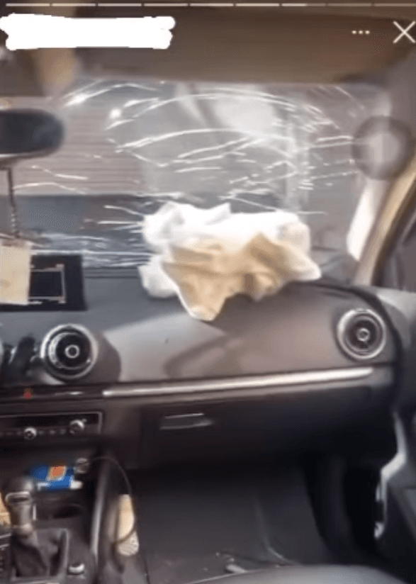 魏女第一時間拍下車身慘況,毫不在乎自己撞傷路人。(翻攝台南式IG @tainan_style)