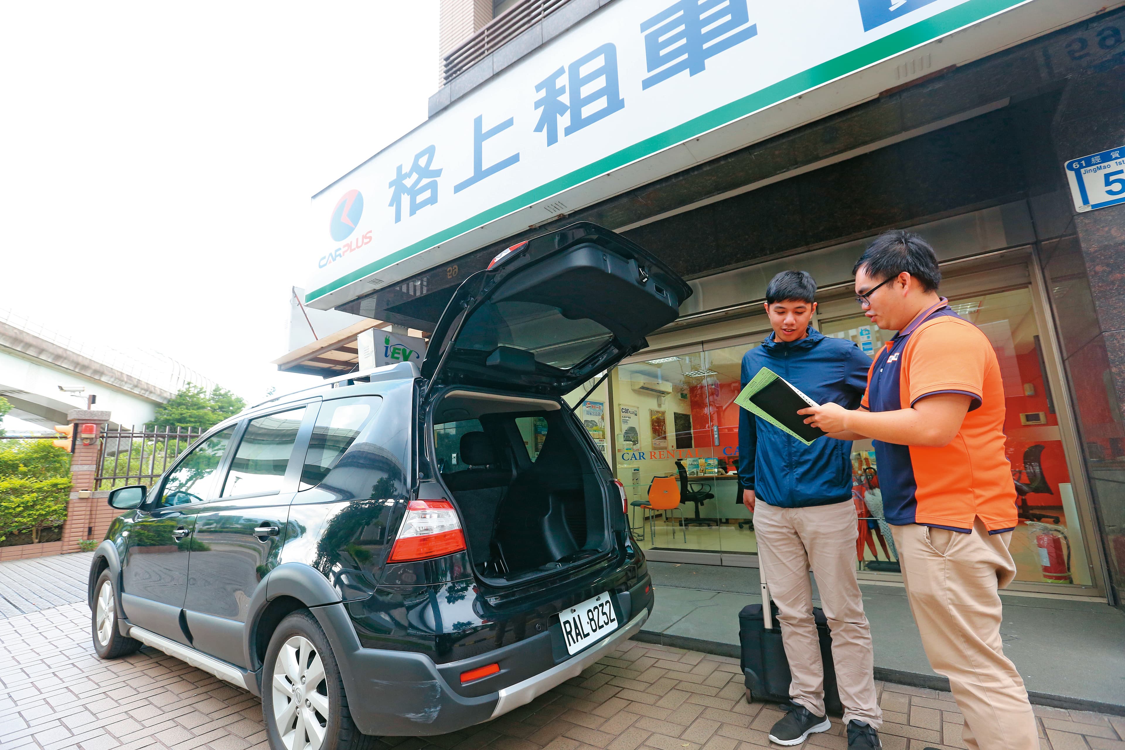 揮軍移動服務戰場,小金雞裕融旗下的格上租車就是過往重要布局之一。