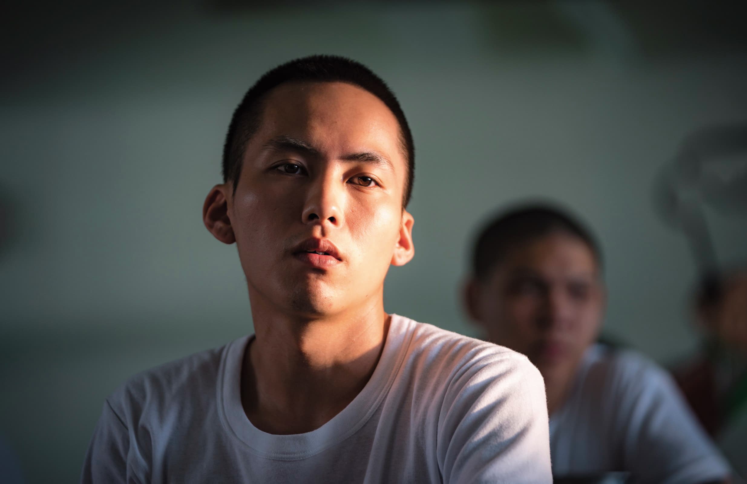 《陽光普照》中,巫建和詮釋讓家人傷心欲絕的逆子,再一路曲折蜿蜒走回正路,一舉入圍金馬獎最佳男主角獎。