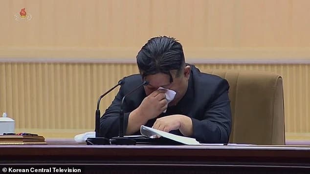金正恩懇求北韓女生們多生育。(翻自北韓《央視》)