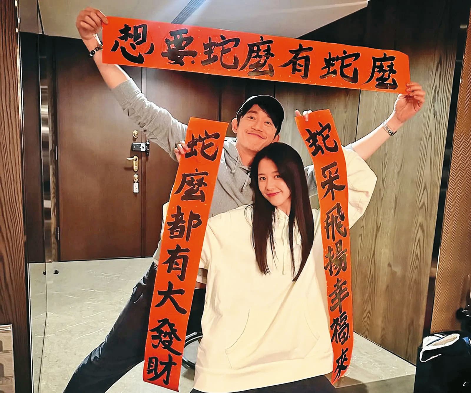 吳慷仁、邵雨薇3年前「見習婚禮」,至今仍未鬆口婚事。(翻攝邵雨薇IG)