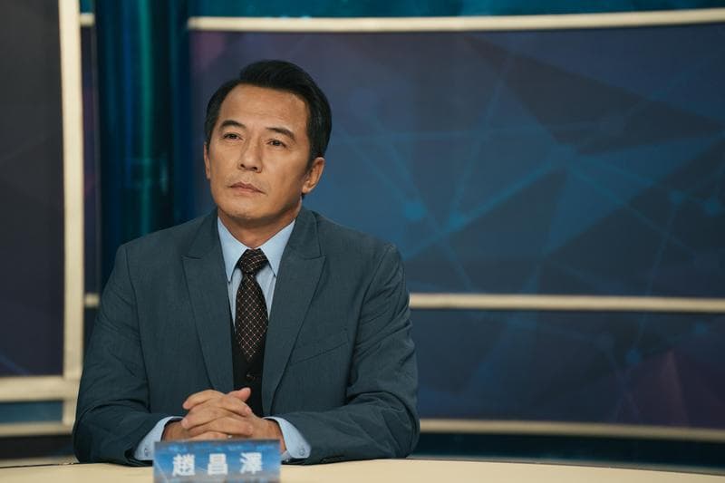 戴立忍近年頻出現包括《人選之人-造浪者》等影視作品裡,也曾入圍金馬、金鐘等獎項,但從不出席,非常神祕低調。(Netflix提供)