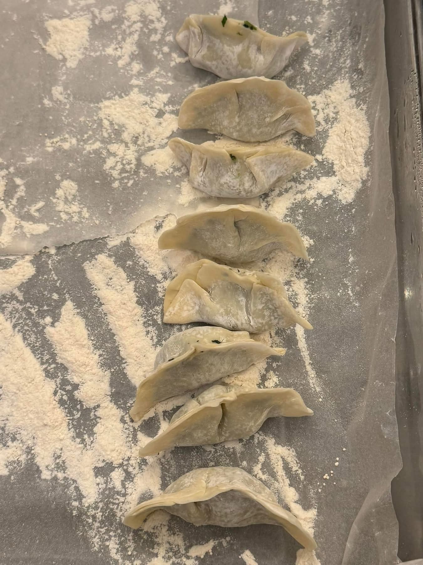 每個餃子都紮實飽滿。