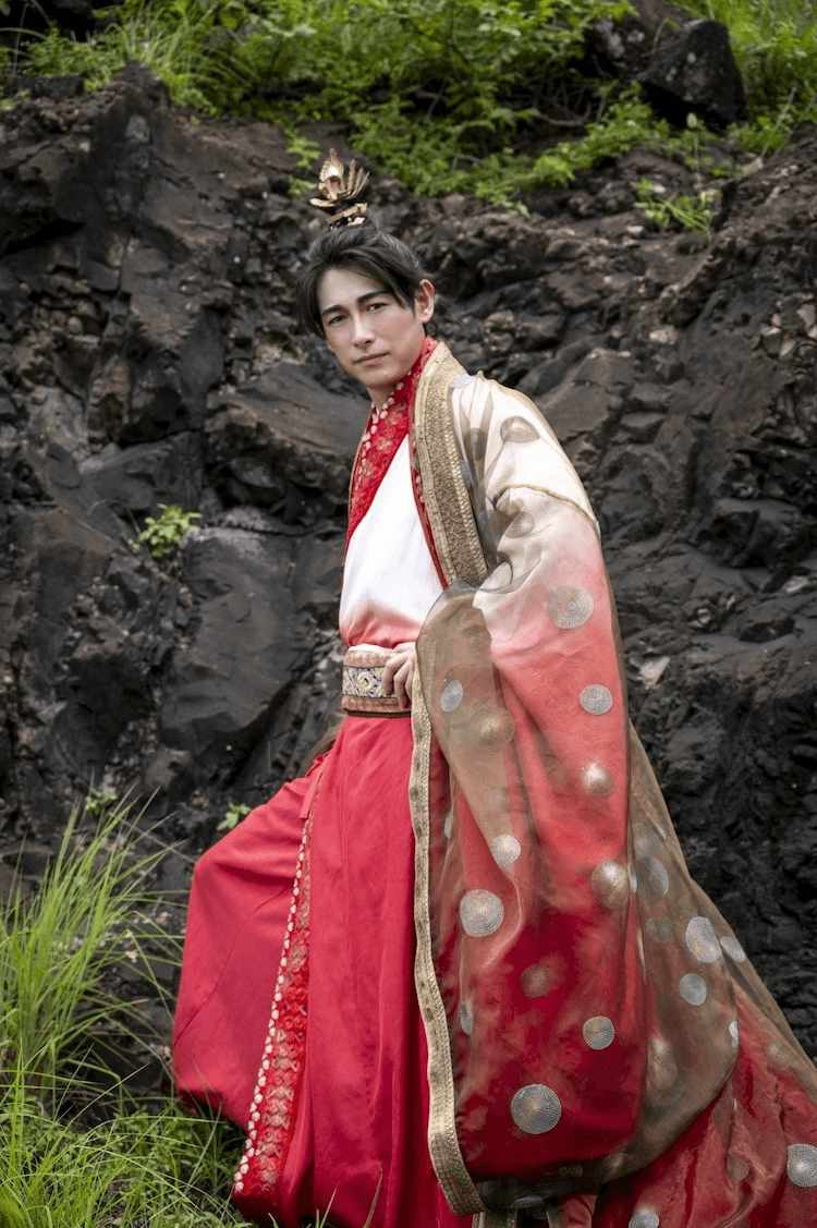 藤岡靛在《派對咖孔明》真人版飾演劉備,他說自己美夢成真。(網路圖片)
