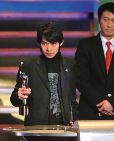 香港導演黃精甫2005年曾獲香港電影金像獎最佳新晉導演獎,但由他編導的《周處》卻遭錢人豪指控抄襲。(翻攝自黃精甫臉書)
