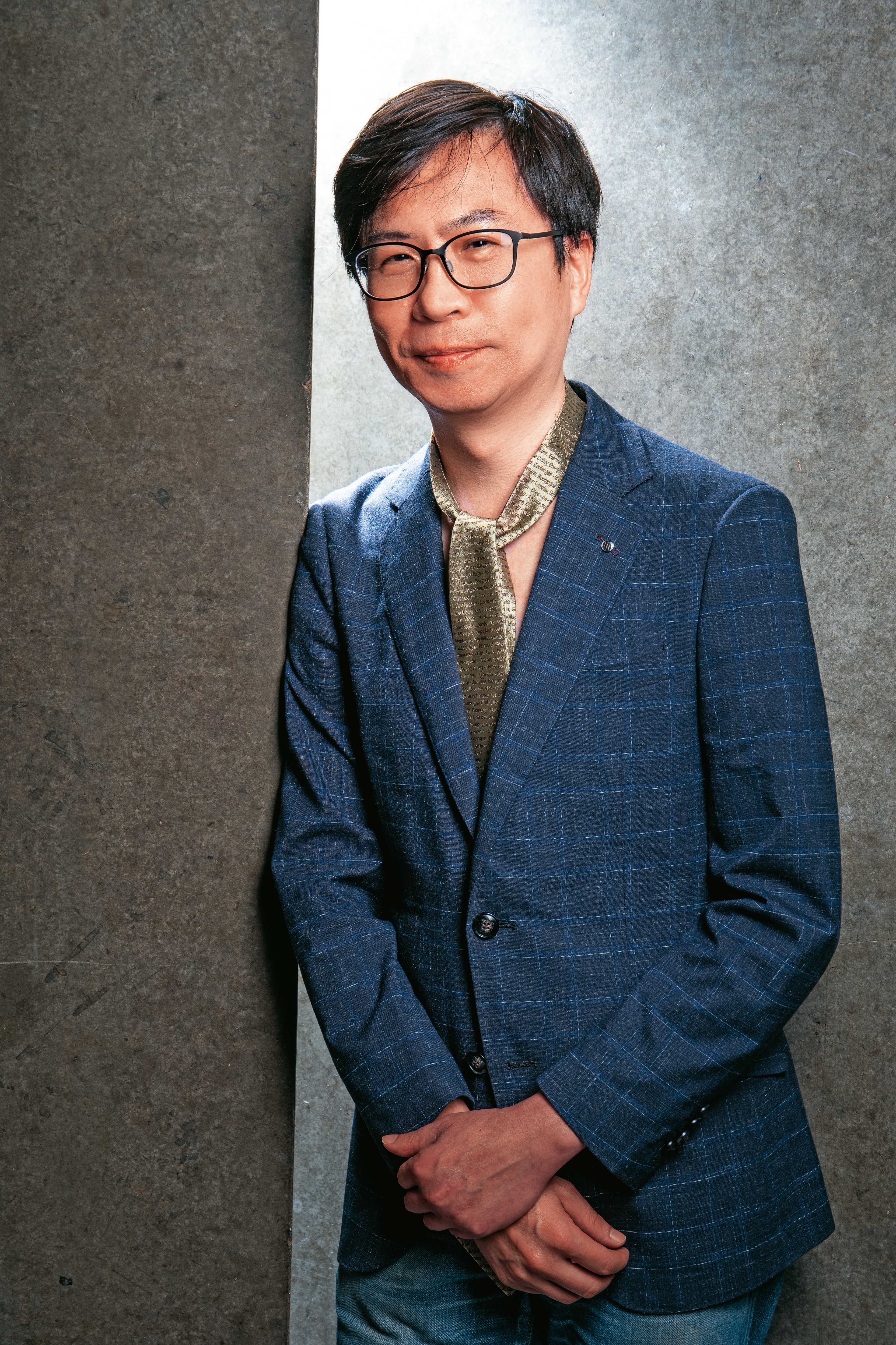 程灯祥(灯灯)Peter Chen。