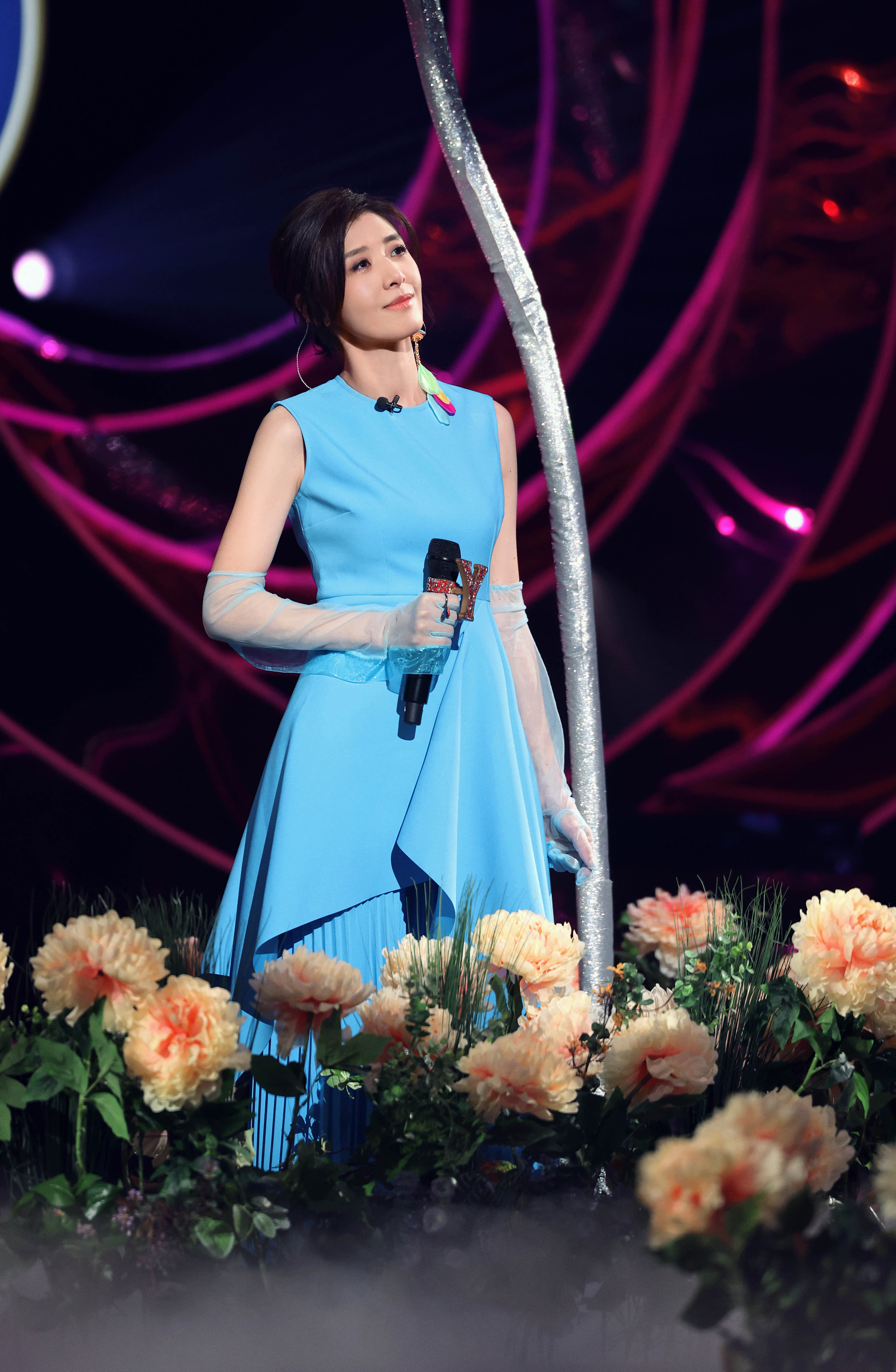 蘇慧倫與Amber劉逸雲也選唱了五月天〈溫柔〉,帶來女女不一樣的風味。(相信音樂提供)