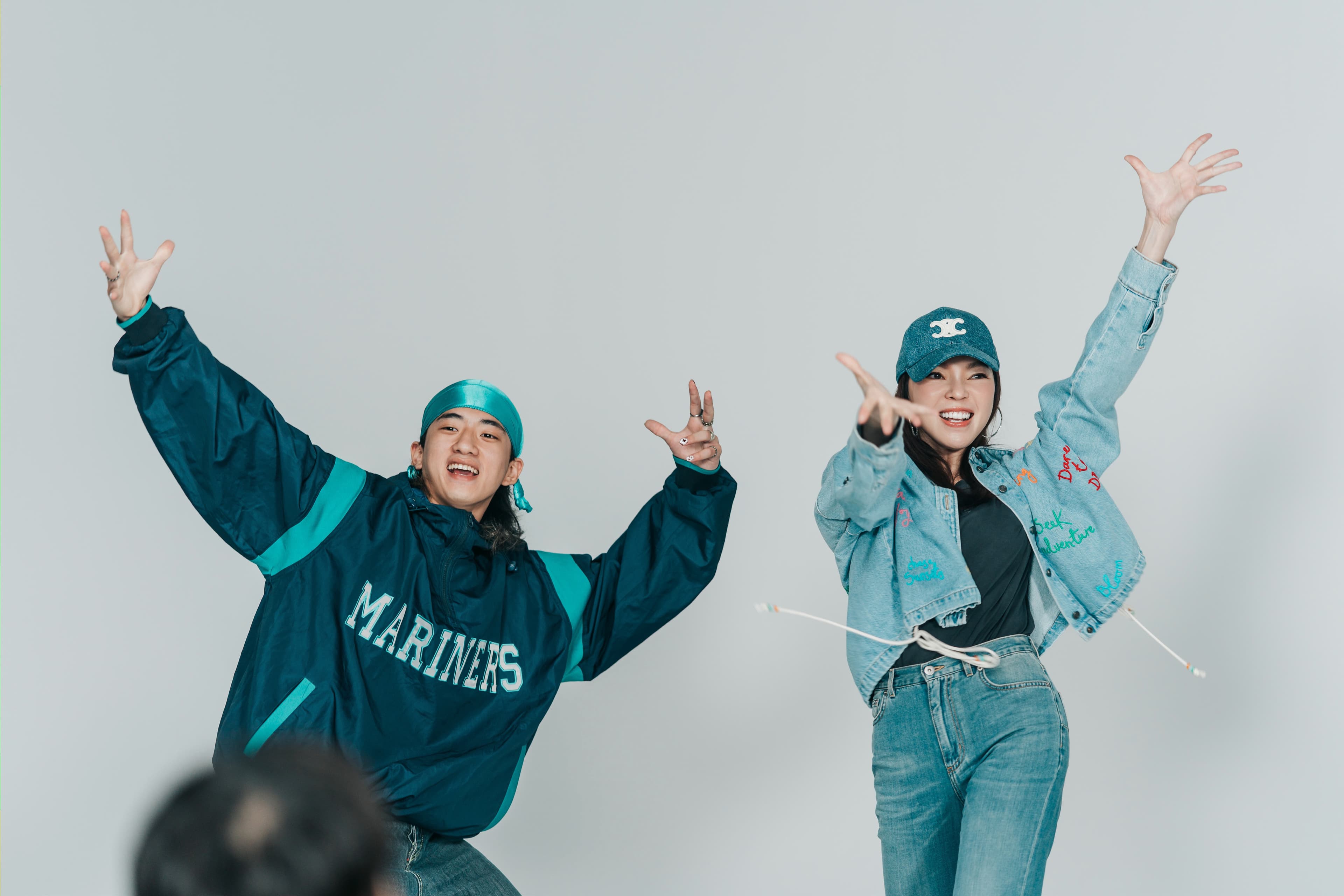 「永齡銘馨盃」今年比賽以「向光而行 STARS IN MOTION」為主題,是象徵每位舞者都如同閃耀的星星,在舞台上綻放個人魅力,也透過彼此激盪迸發出更耀眼的光芒。(永齡基金會提供)