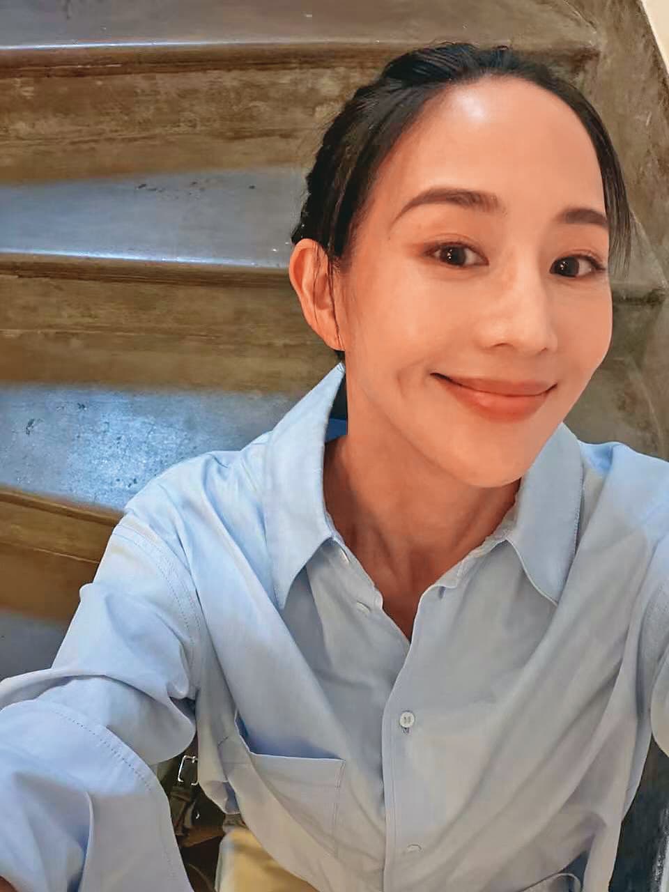 張鈞甯過去與黃凱偉交往,男方曾被封為「身價上億科技執行長」。(翻攝自張鈞甯臉書)