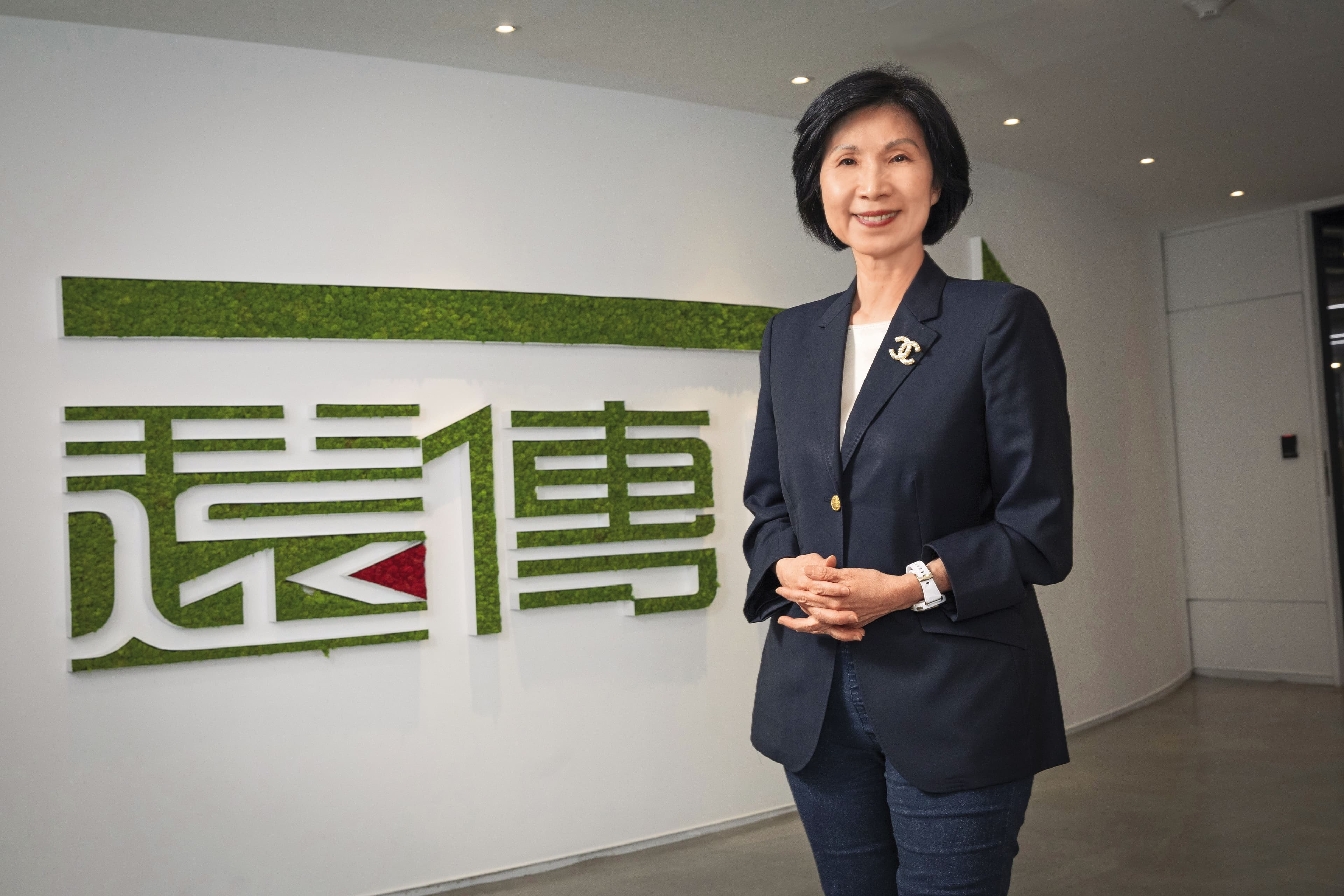 遠傳電信總經理井琪透露,從綜效的角度做策略投資,而非財務操作。