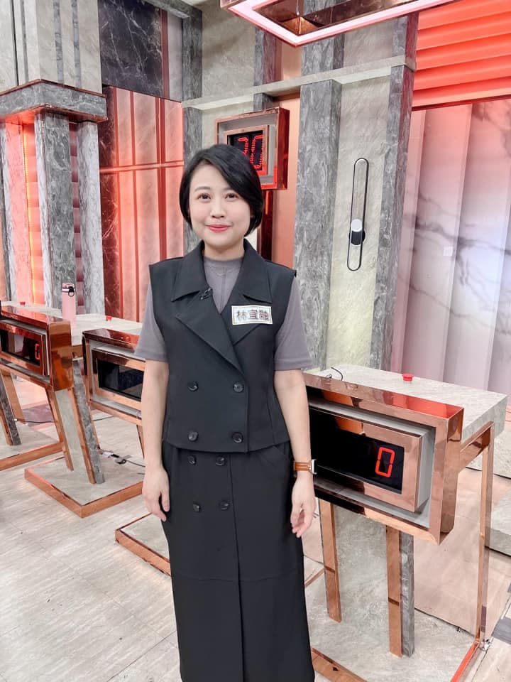 林宜融離開螢光幕多年,2022年宣布懷孕成為人妻。(翻攝自林宜融臉書)