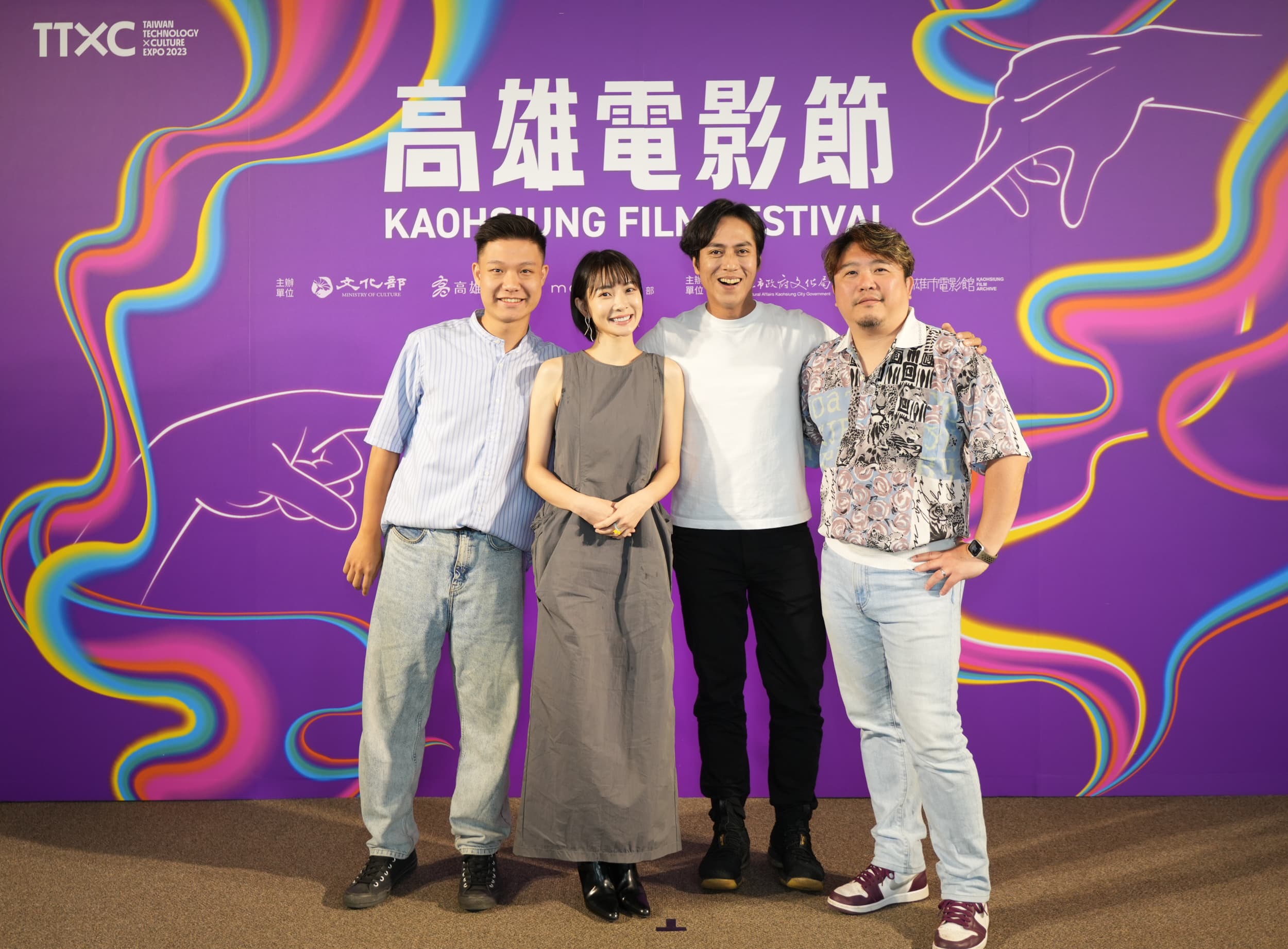 公視台語台《殺手老不休》導演夏睿謙、製作人周俊樺攜演員莊凱勛、李亦捷到高雄電影節作客。(高雄電影節提供)
