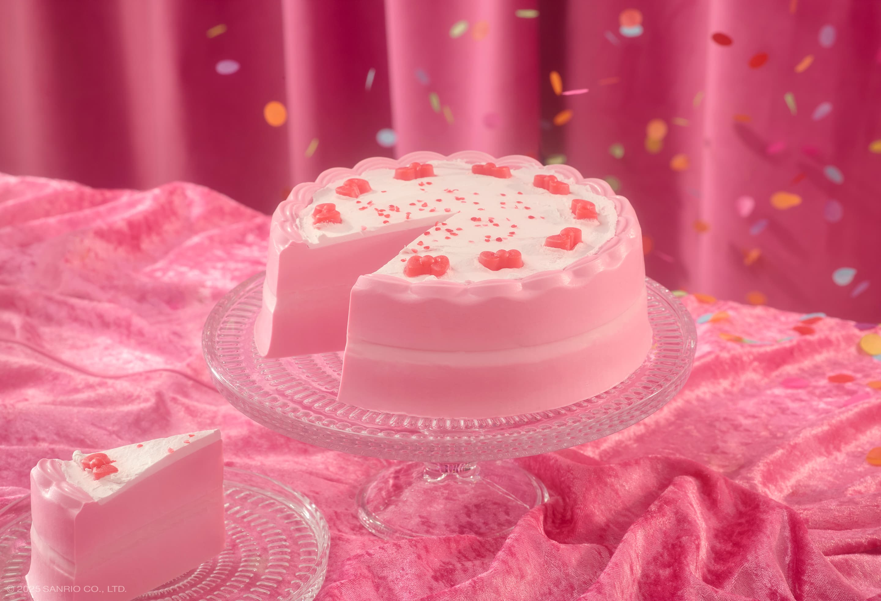 LUSH x Hello Kitty and Friends美好友誼蛋糕香氛皂,NT$450/片。(嵐舒提供)