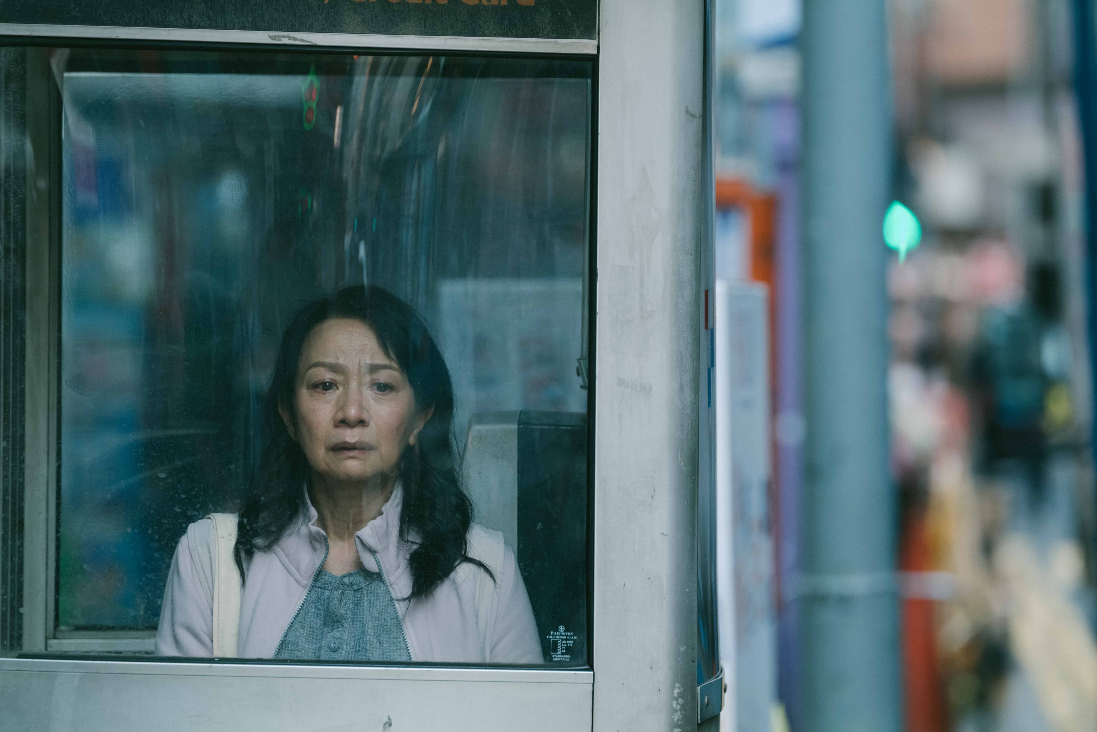 舞台劇出身的區嘉雯《從今以後》演出伴侶驟逝的同志。(金馬獎執委會提供)