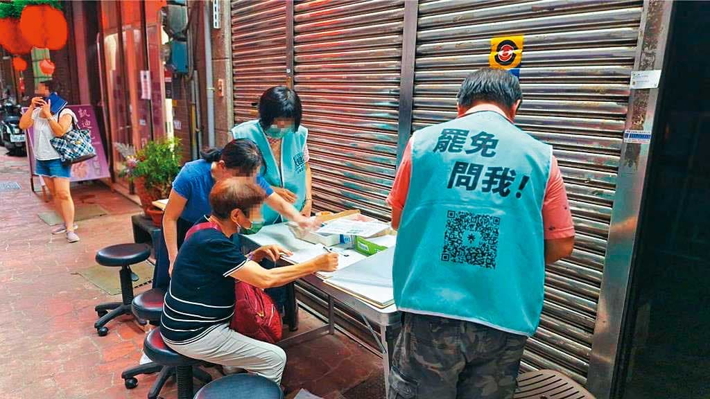 藍地方系統觀察,綠營目前為止,還未出全力助攻罷樑公民團體。(山海公民拆樑行動提供)