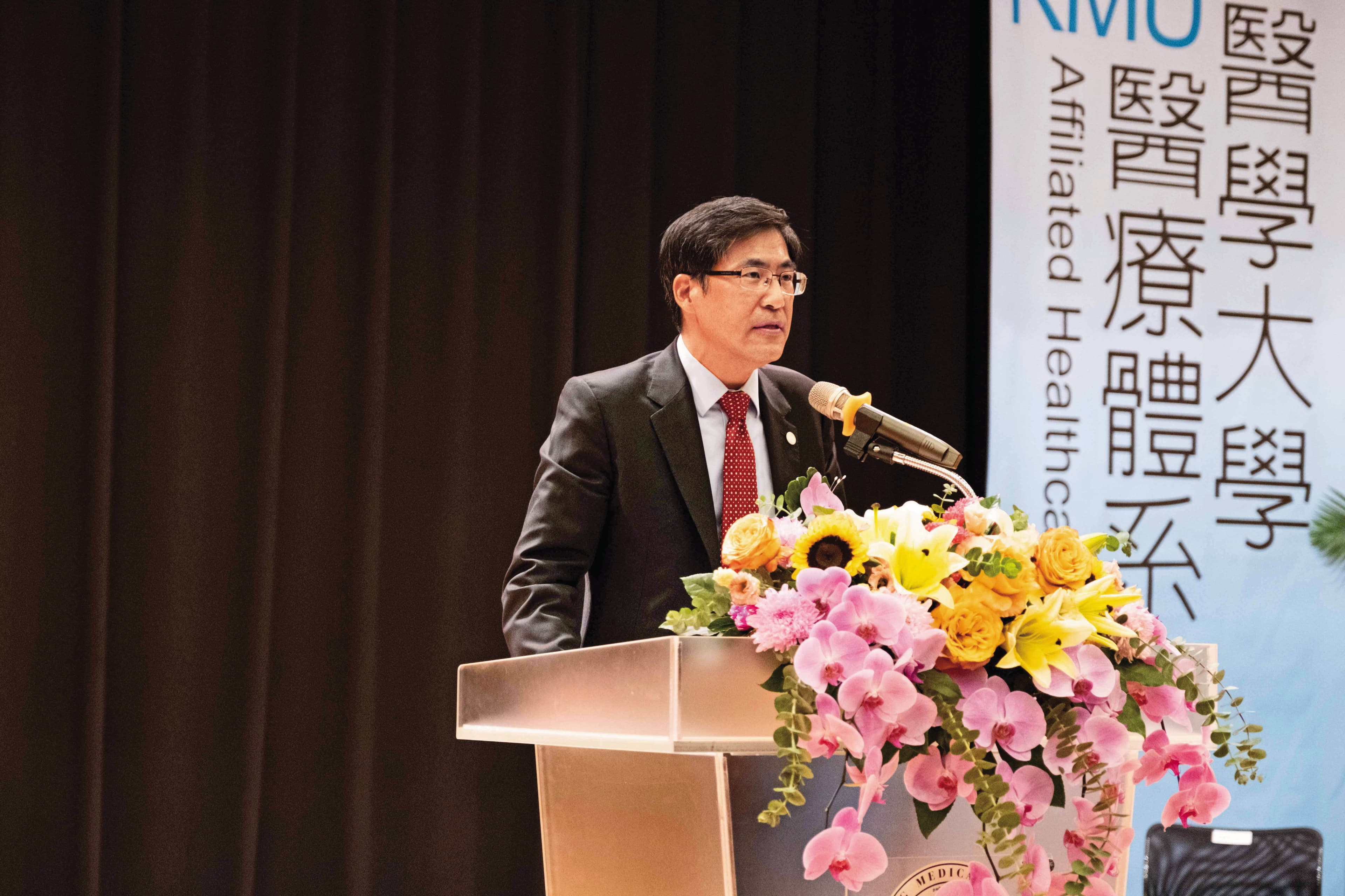 陳建志(圖)是前高雄市長陳啟川的孫子,曾任美國甲骨文公司工程師。(翻攝高雄醫學大學官網)