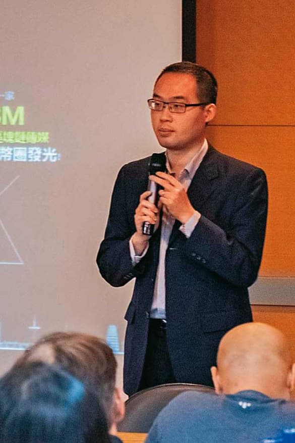王牌交易所創辦人潘奕彰曾任安侯建業會計師事務所創新與新創服務團隊營運長及上櫃新零售公司董事長,因涉及垃圾幣詐騙遭收押禁見。(翻攝ACE王牌加密貨幣交易所臉書)