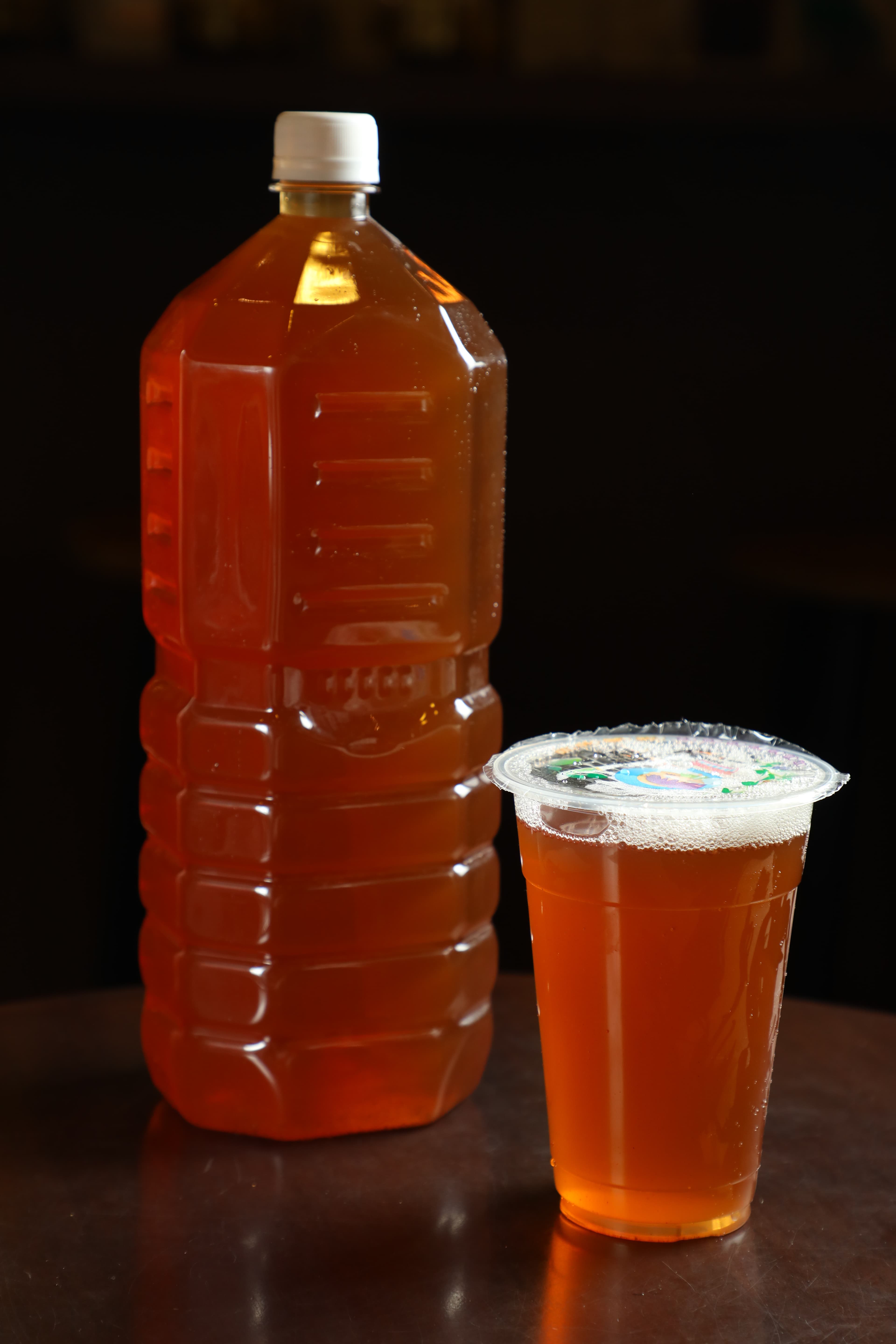 習自京兆尹的「桂花酸梅湯」,酸甜可口。(45元/杯、220元/瓶)